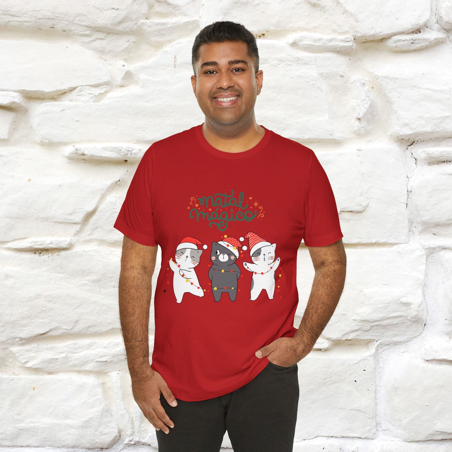 "Natal Magico" Cat T-shirt  |Nunu&Miao Studio - Nunu&Miao Studio