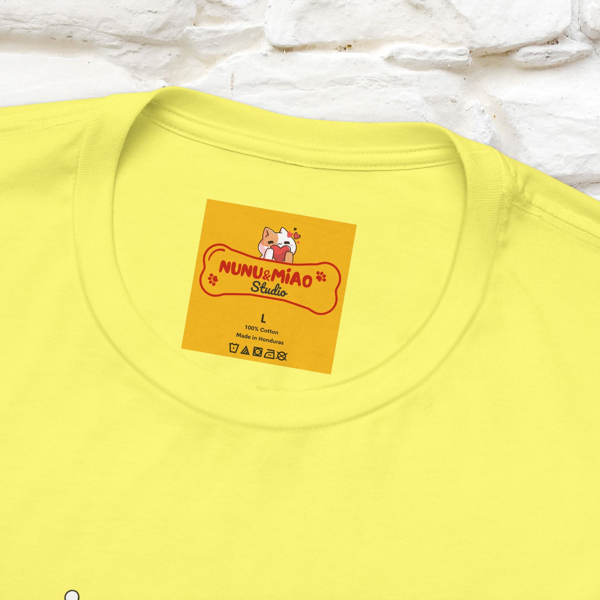 ''Christmas Cute'' |Cats T-shirt | Nunu&Miao Studio - Nunu&Miao Studio