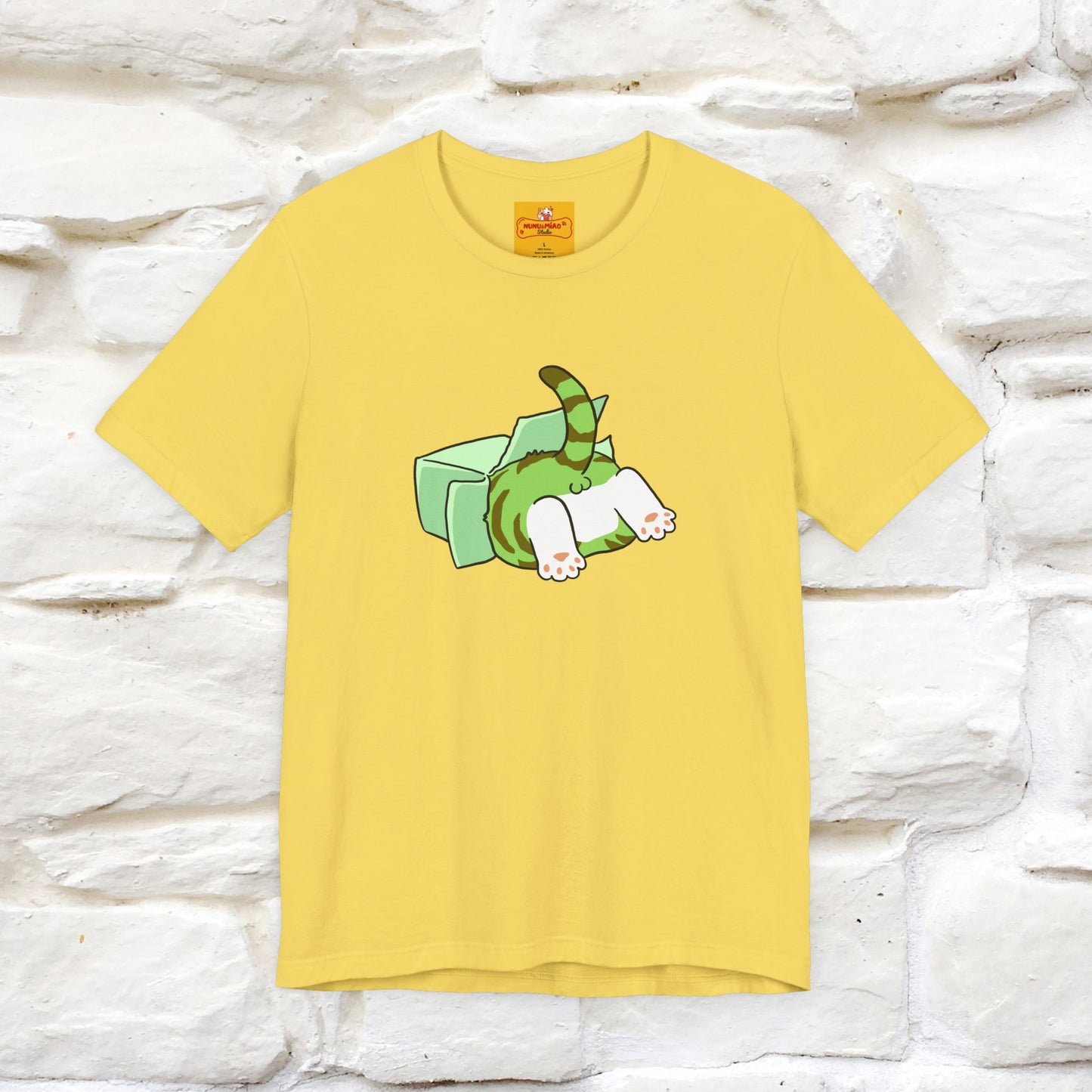 "Think outside the box? No thanks." Cat T-Shirt | Nunu&Miao Studio - Nunu&Miao Studio