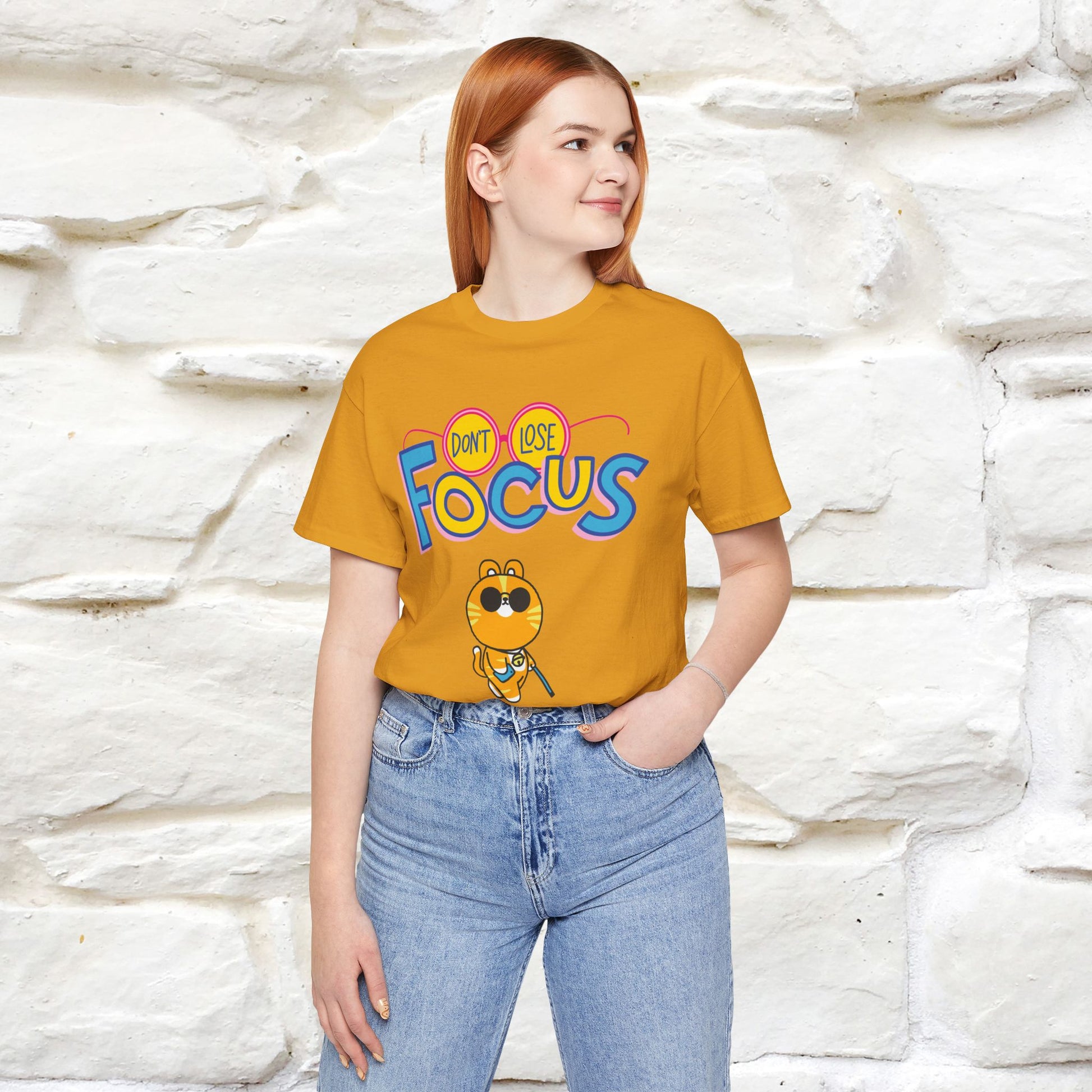 ''Don’t Lose Focus'' Cat T-Shirt | Nunu&Miao Studio - Nunu&Miao Studio