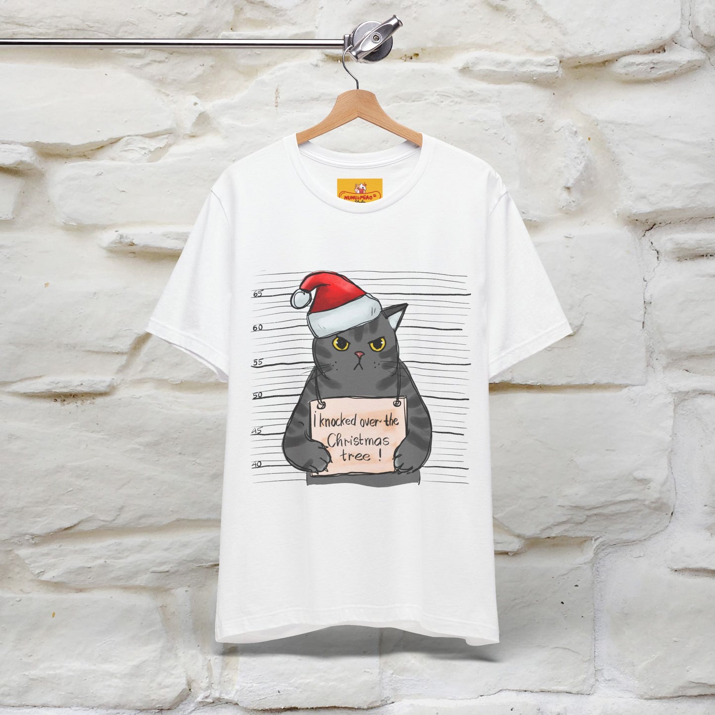 "I Knocked Over The Christmas Tree " |Funny Cat T-Shirt | Nunu&Miao Studio