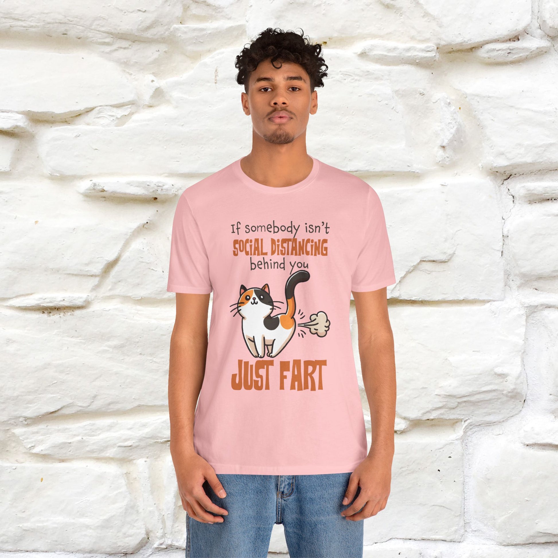 ''If Somebody Isn't Socila Distancing ...'' | Cat T-Shirt  | Nunu&Miao Studio - Nunu&Miao Studio
