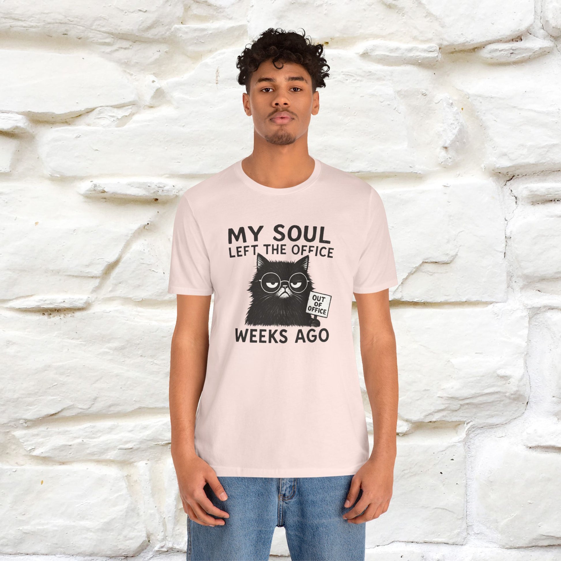 "My Soul Left The Office..." |Funny Cat T-Shirt | Nunu&Miao Studio - Nunu&Miao Studio