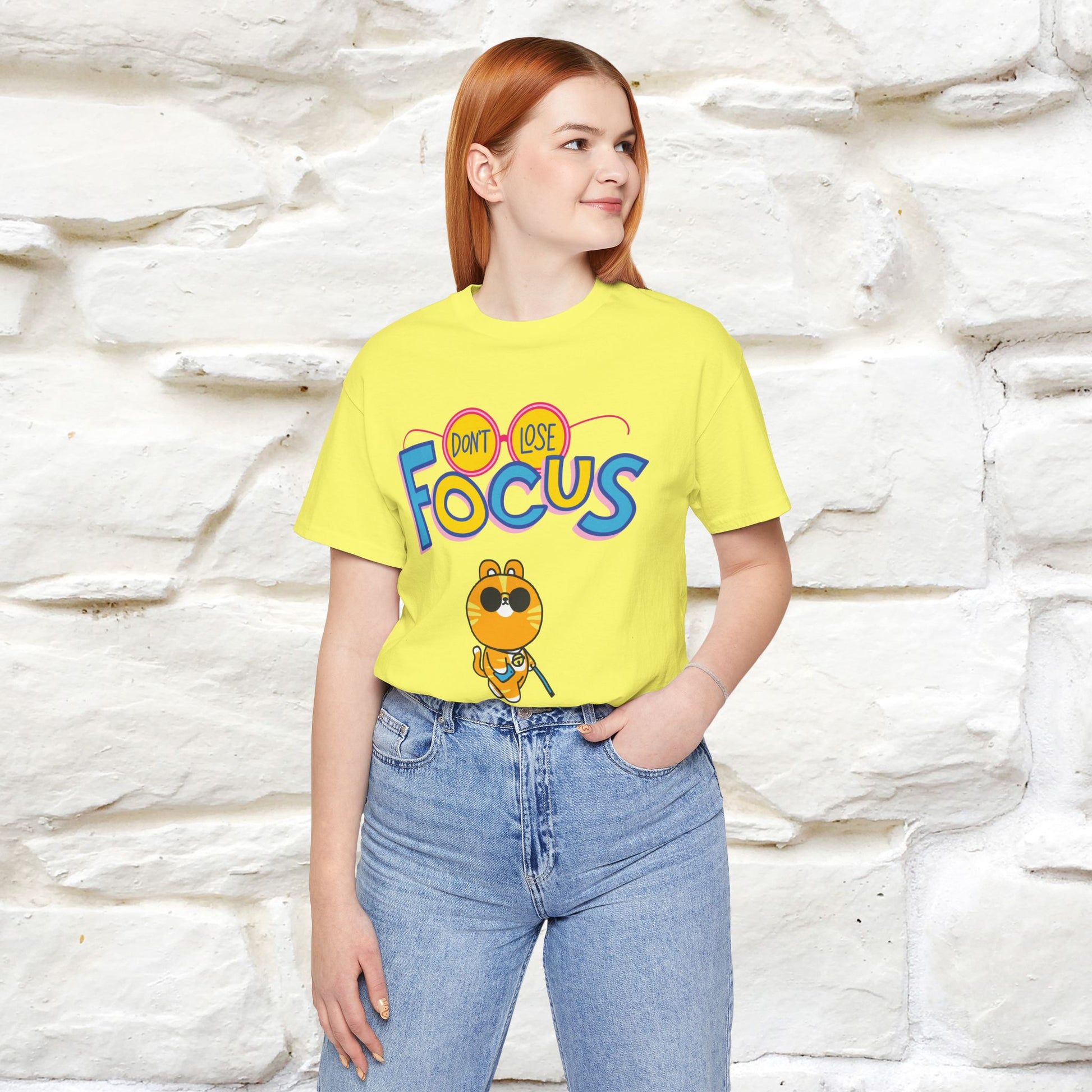 ''Don’t Lose Focus'' Cat T-Shirt | Nunu&Miao Studio - Nunu&Miao Studio