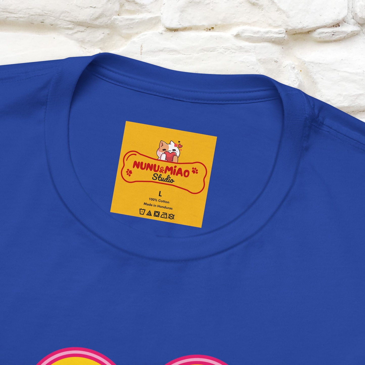 ''Don’t Lose Focus'' Cat T-Shirt | Nunu&Miao Studio - Nunu&Miao Studio
