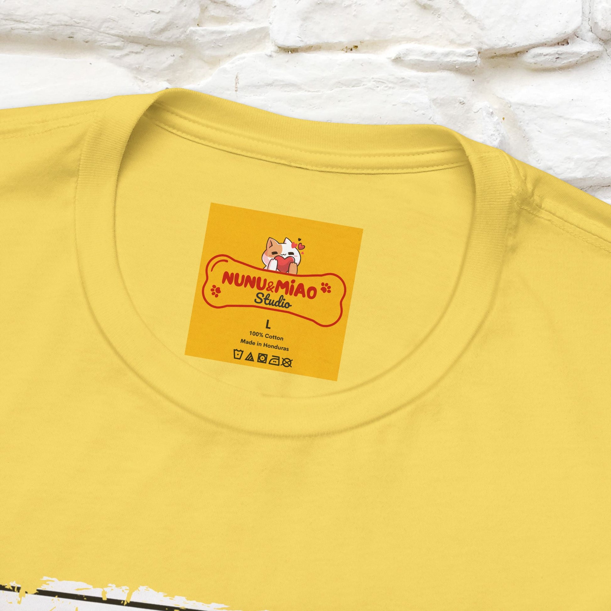 ''I Tore The Toilet Paper'' | Funny Cat T-Shirt | Nunu&Miao Studio - Nunu&Miao Studio