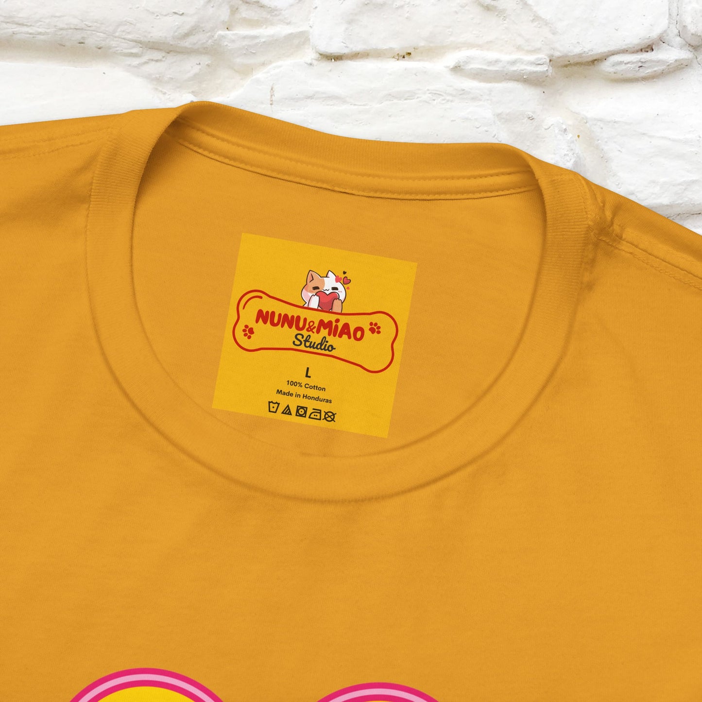 ''Don’t Lose Focus'' Cat T-Shirt | Nunu&Miao Studio - Nunu&Miao Studio