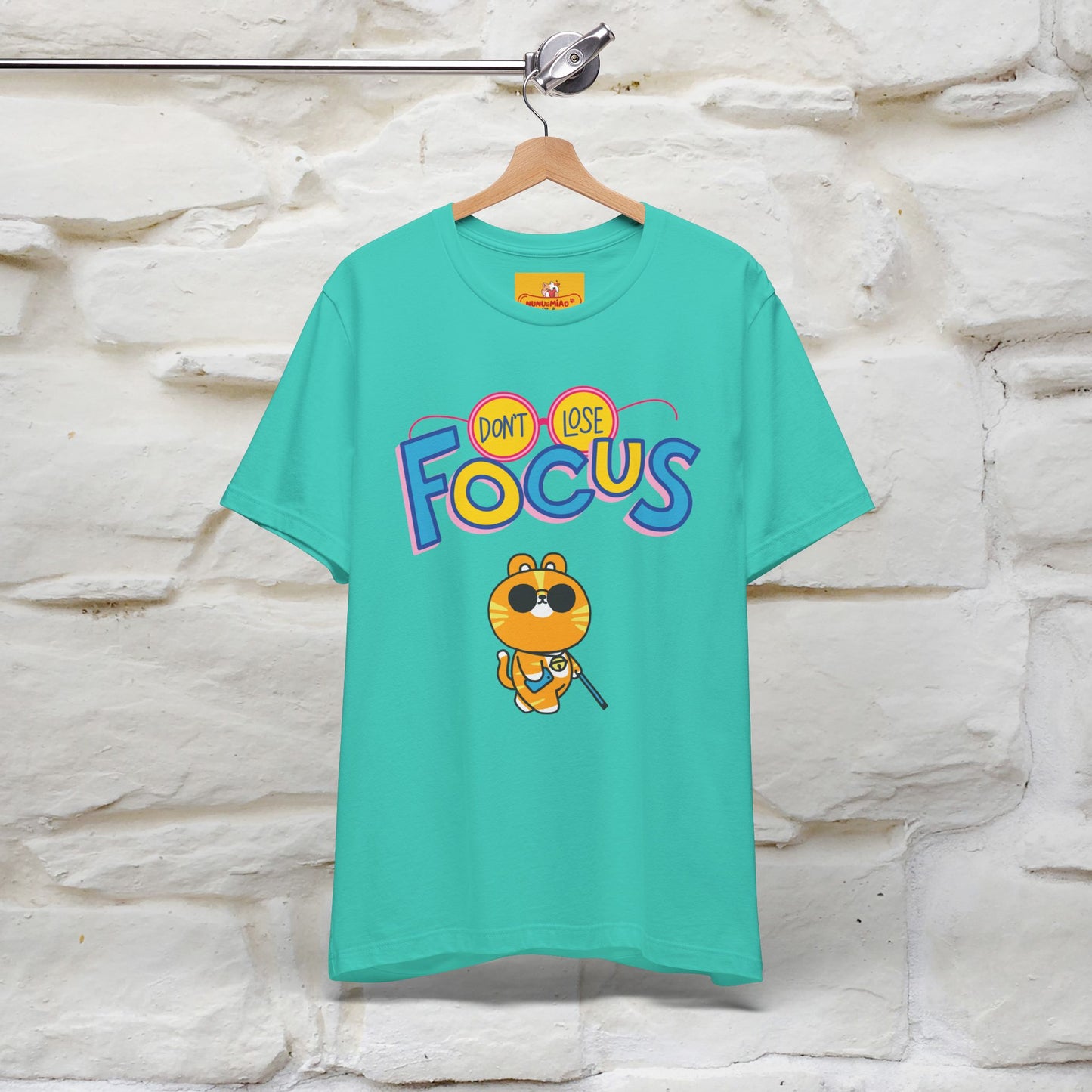 ''Don’t Lose Focus'' Cat T-Shirt | Nunu&Miao Studio - Nunu&Miao Studio