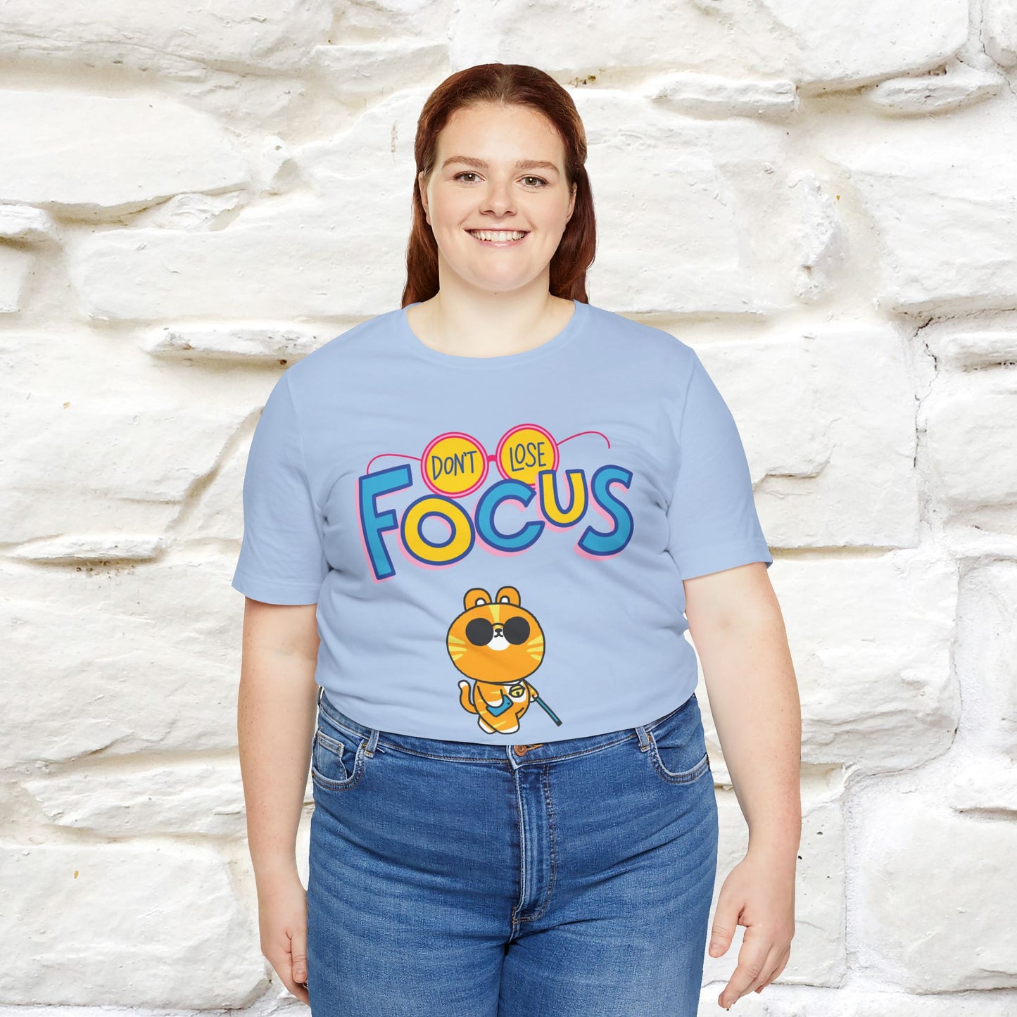 ''Don’t Lose Focus'' Cat T-Shirt | Nunu&Miao Studio - Nunu&Miao Studio