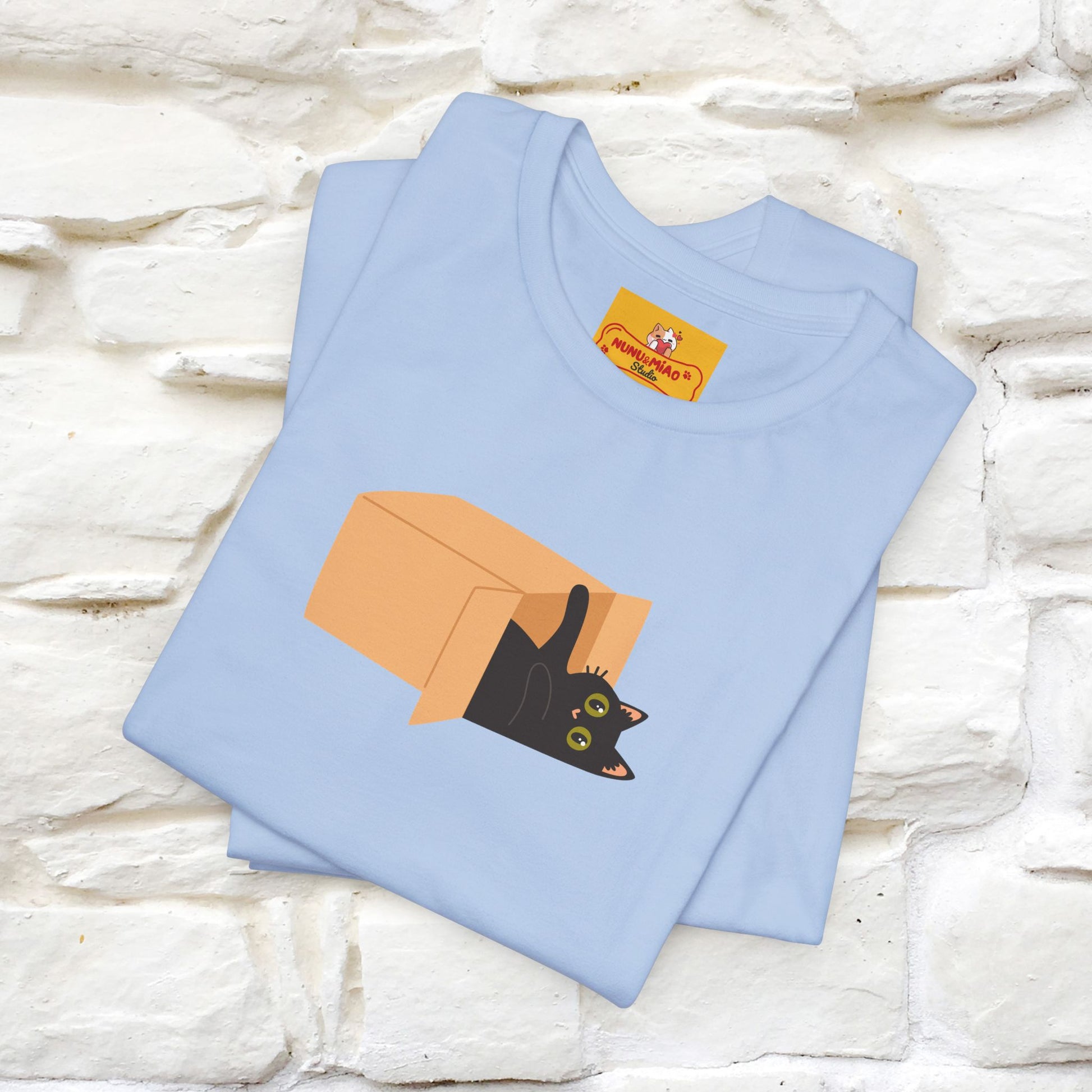 "Think Like There Is No Box" Cat T-Shirt| Front & Back Design | Nunu&Miao Studio - Nunu&Miao Studio