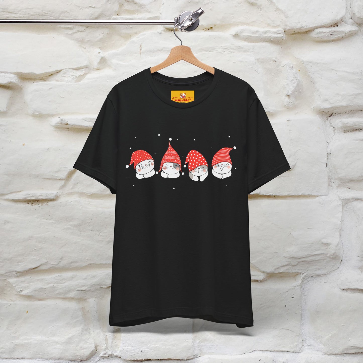 ''Christmas Cute'' |Cats T-shirt | Nunu&Miao Studio - Nunu&Miao Studio