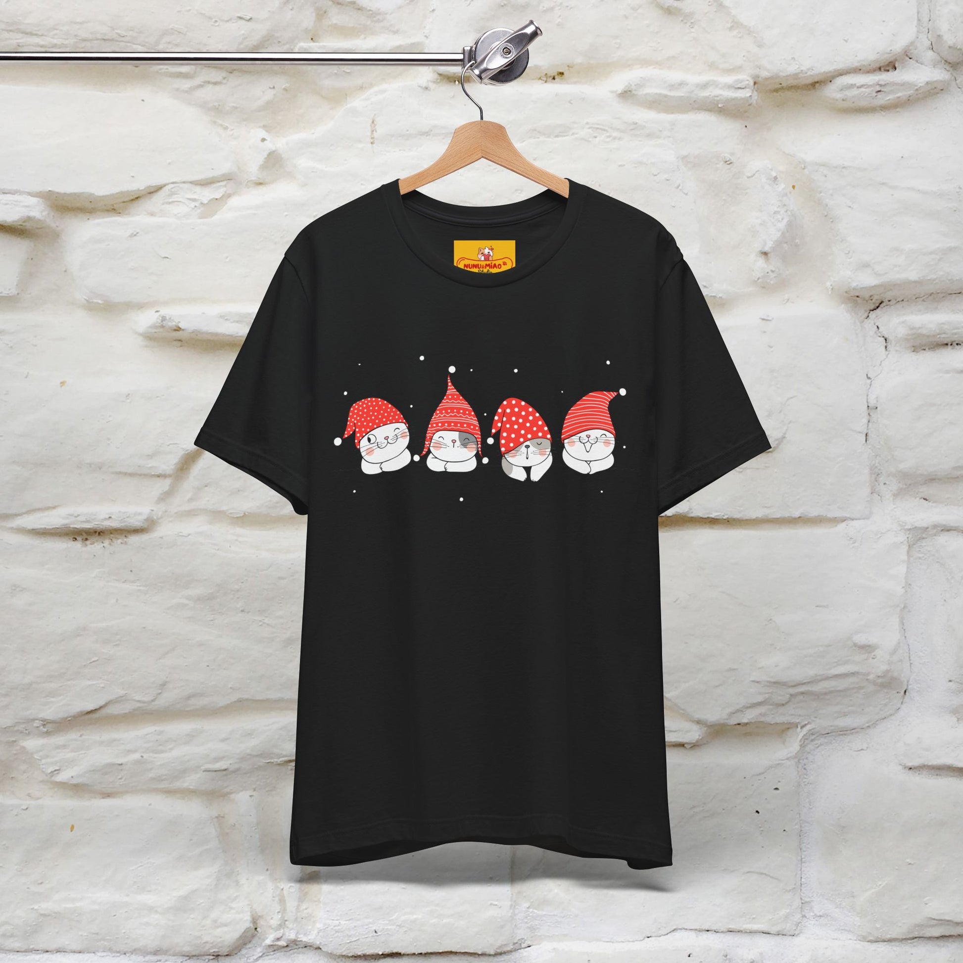 ''Christmas Cute'' |Cats T-shirt | Nunu&Miao Studio - Nunu&Miao Studio