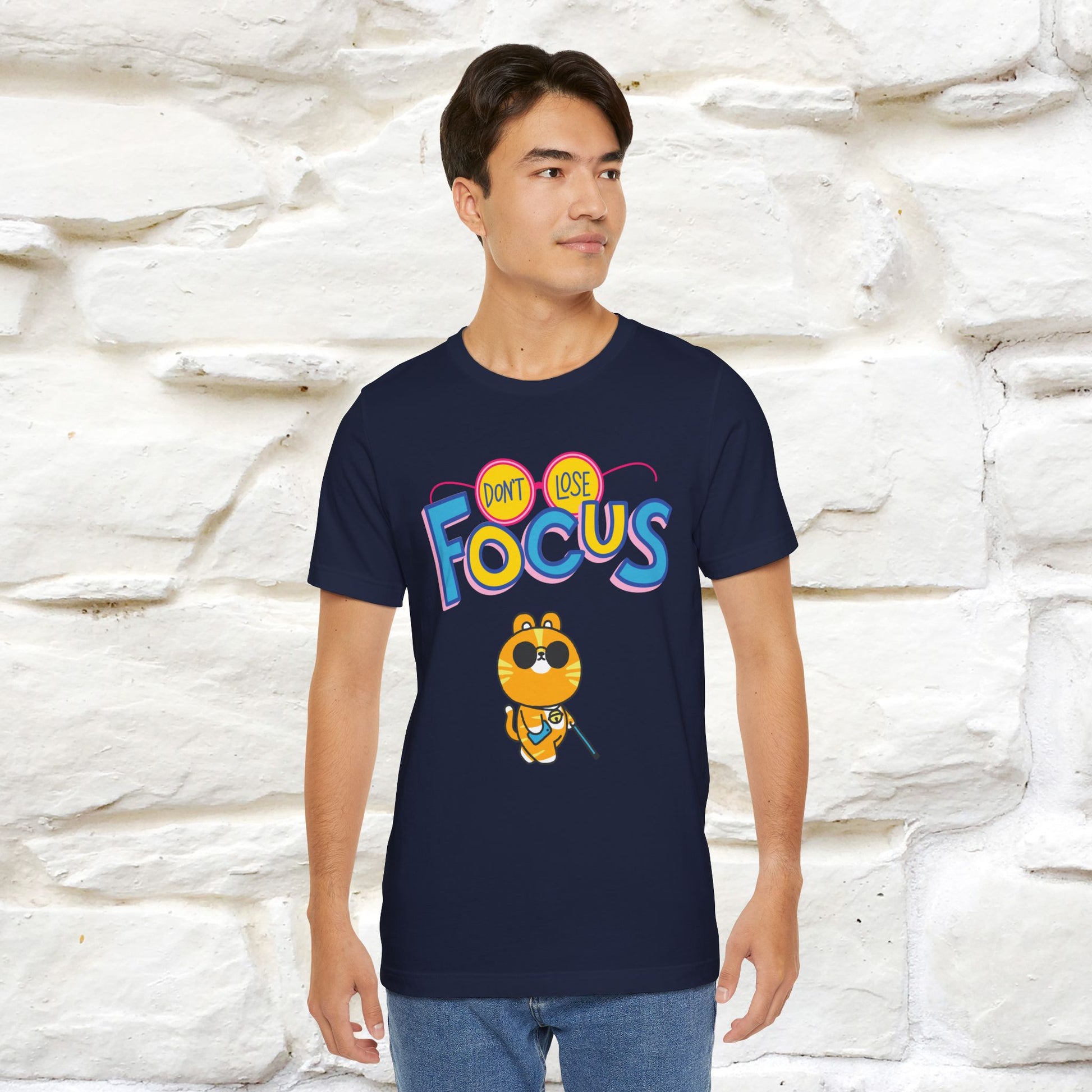 ''Don’t Lose Focus'' Cat T-Shirt | Nunu&Miao Studio - Nunu&Miao Studio