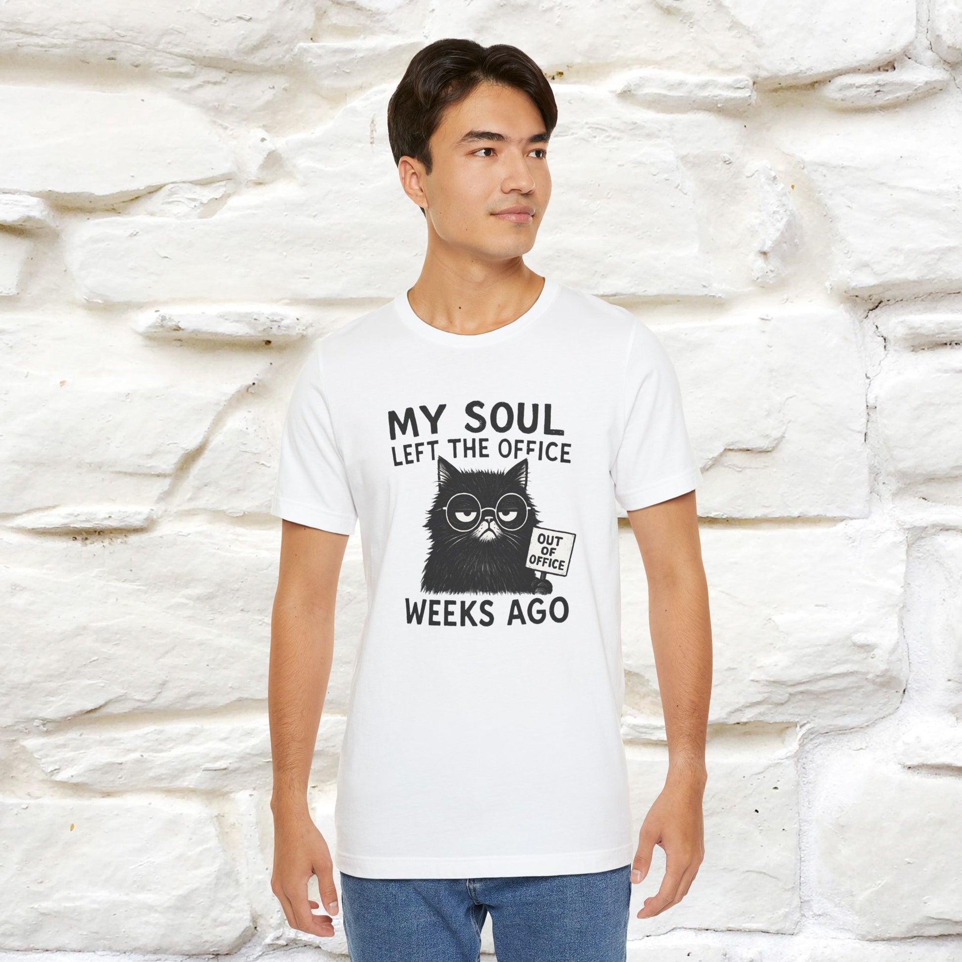 "My Soul Left The Office..." |Funny Cat T-Shirt | Nunu&Miao Studio - Nunu&Miao Studio