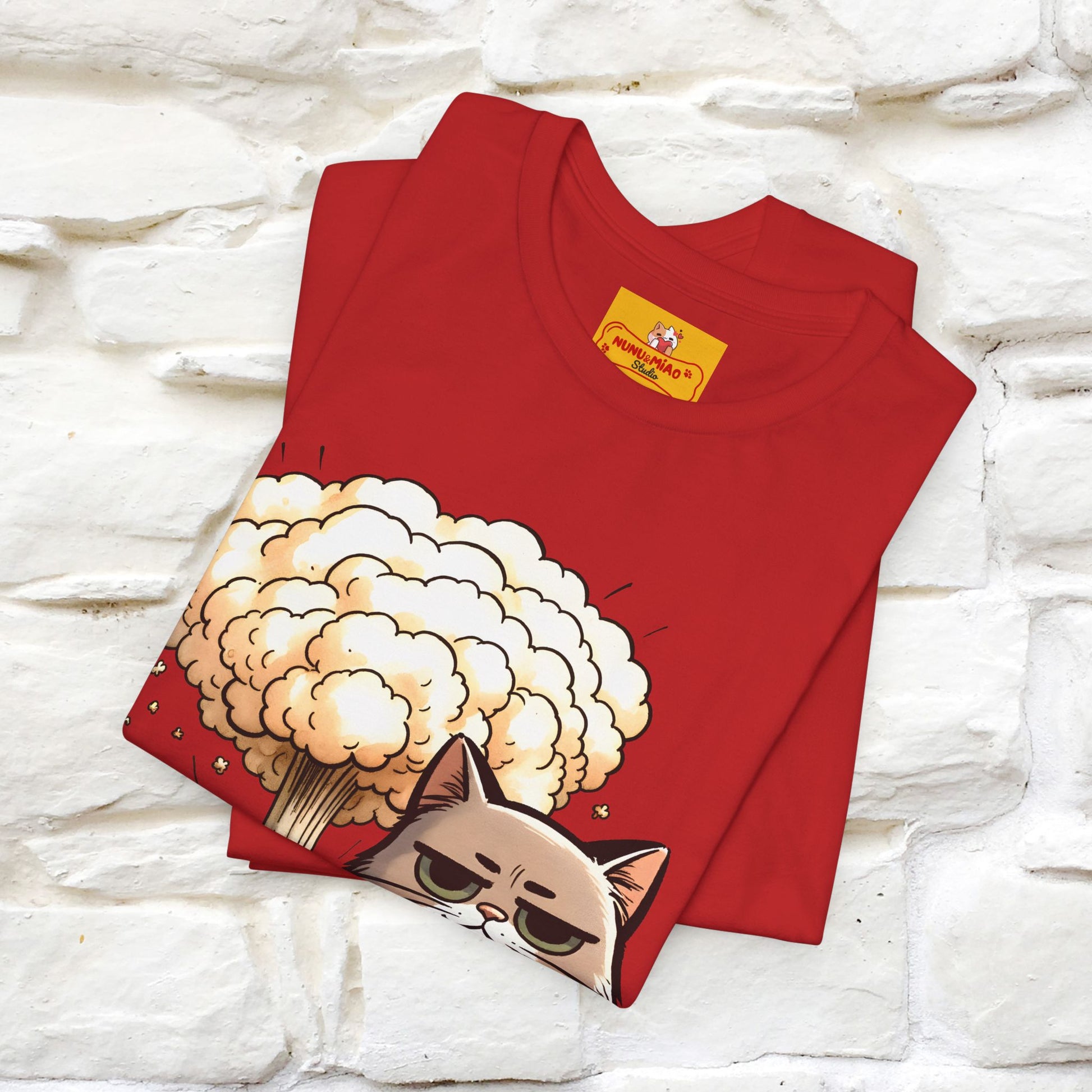 ''The Red Dot Chase'' Funny Cat T-Shirt | Nunu&Miao Studio - Nunu&Miao Studio