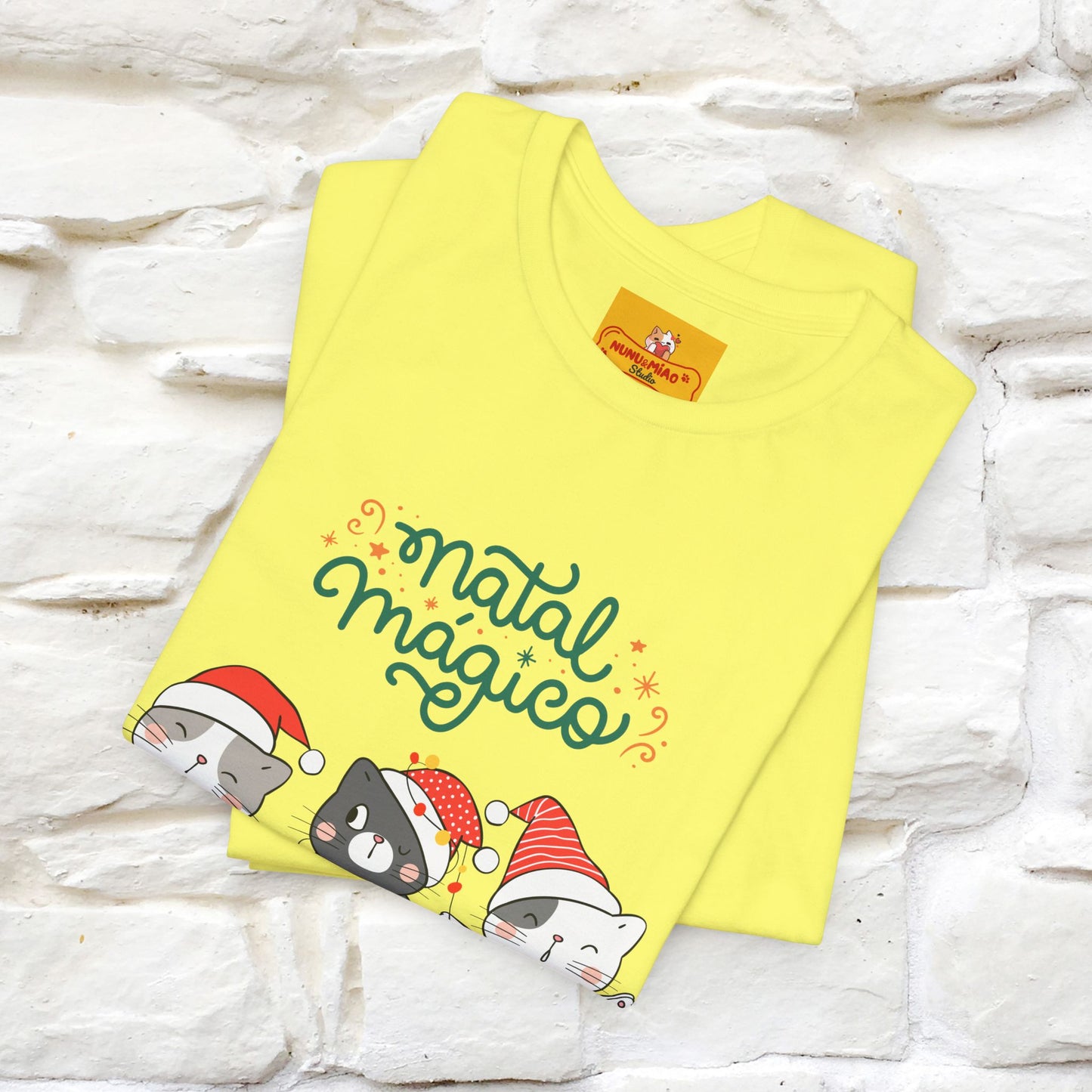 "Natal Magico" Cat T-shirt  |Nunu&Miao Studio - Nunu&Miao Studio