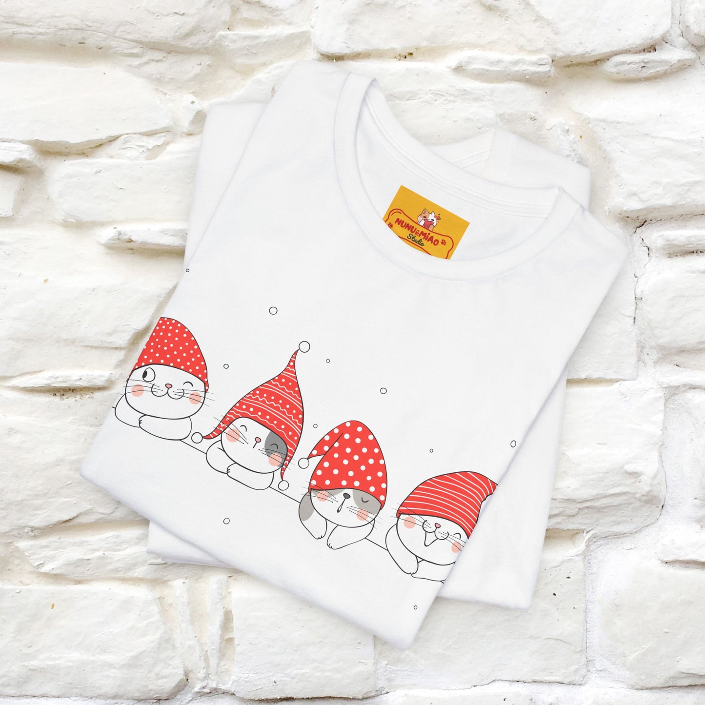 ''Christmas Cute'' |Cats T-shirt | Nunu&Miao Studio - Nunu&Miao Studio