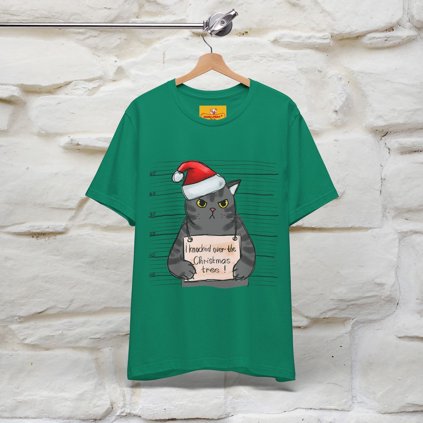 "I Knocked Over The Christmas Tree " |Funny Cat T-Shirt | Nunu&Miao Studio