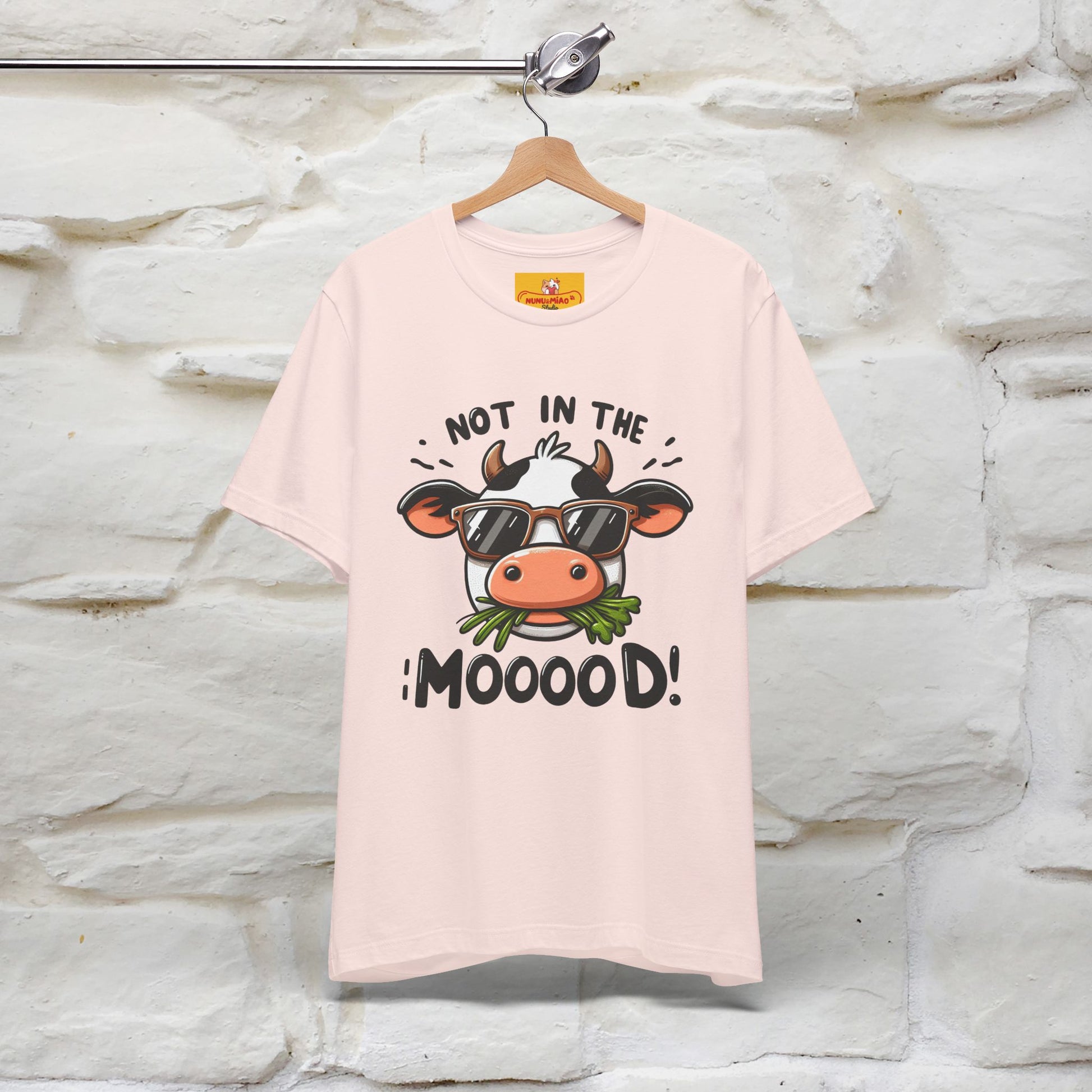 Not In The Moood – Funny Cow Pun T-Shirt | Nunu & Miao Studio - Nunu&Miao Studio