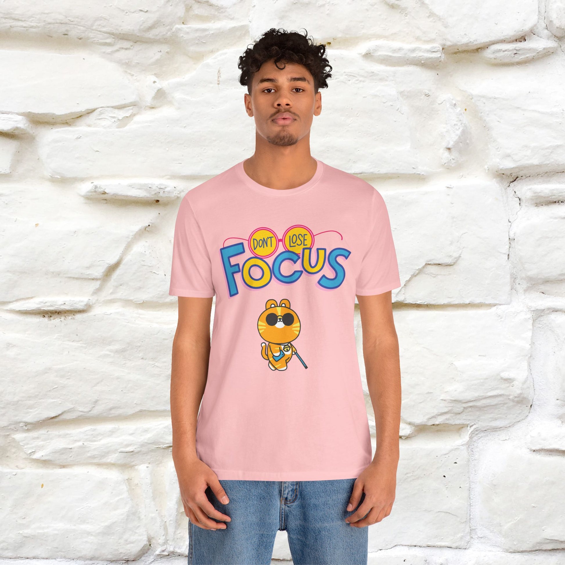 ''Don’t Lose Focus'' Cat T-Shirt | Nunu&Miao Studio - Nunu&Miao Studio