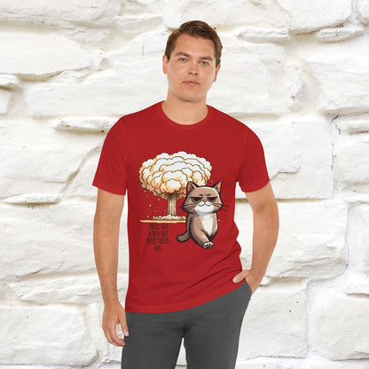 ''The Red Dot Chase'' Funny Cat T-Shirt | Nunu&Miao Studio - Nunu&Miao Studio