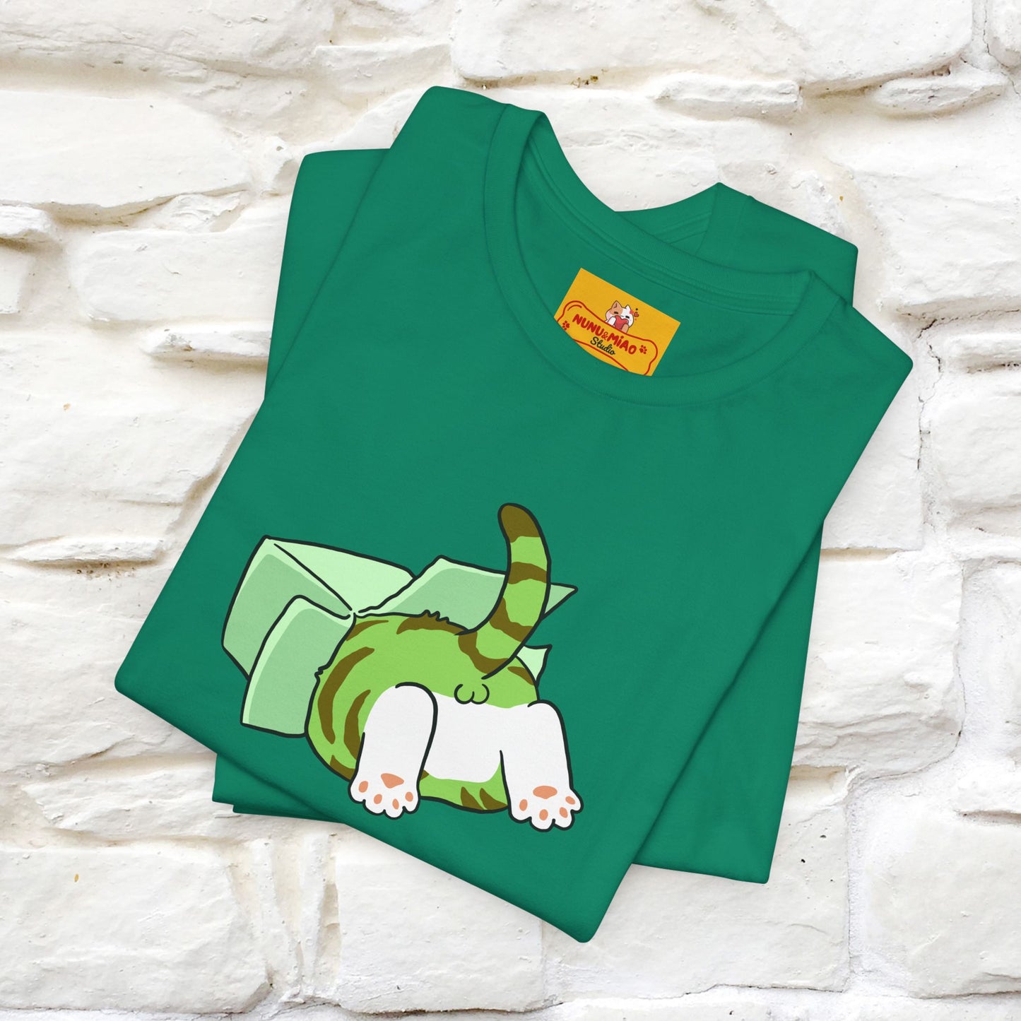 "Think outside the box? No thanks." Cat T-Shirt | Nunu&Miao Studio - Nunu&Miao Studio