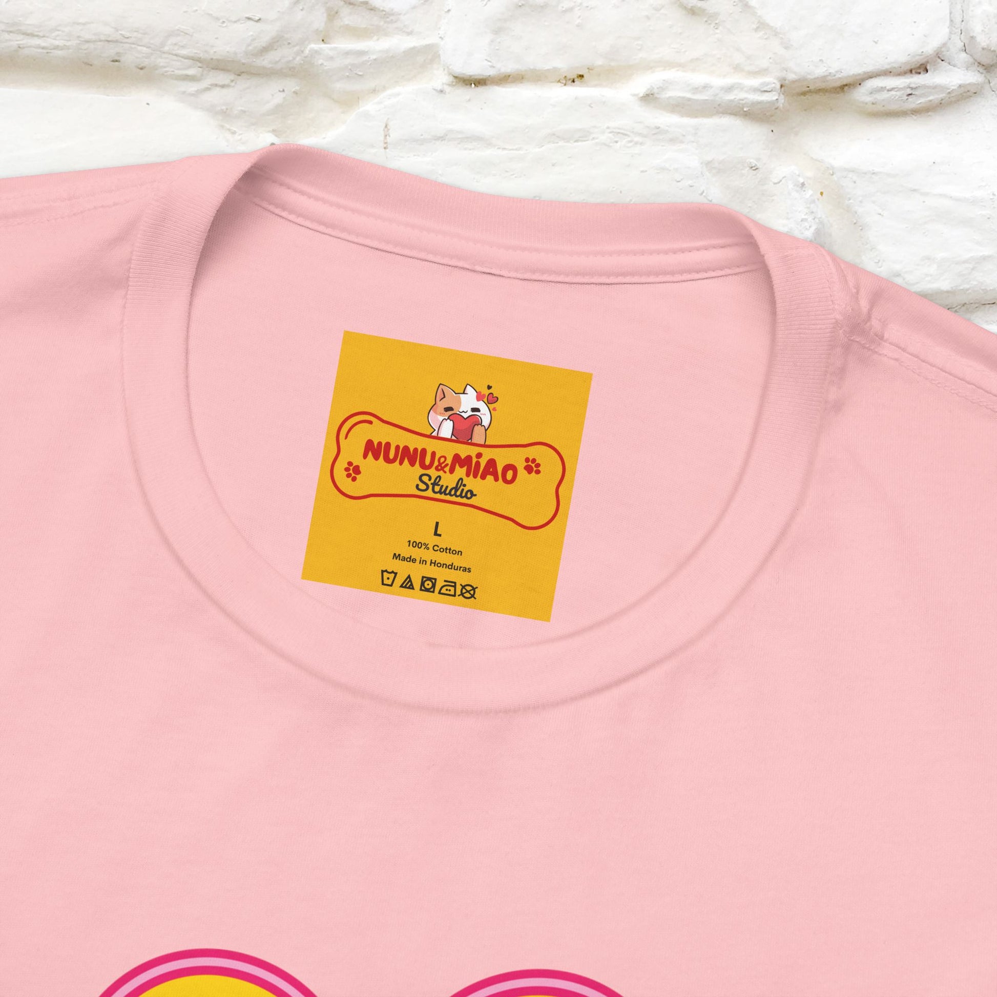 ''Don’t Lose Focus'' Cat T-Shirt | Nunu&Miao Studio - Nunu&Miao Studio