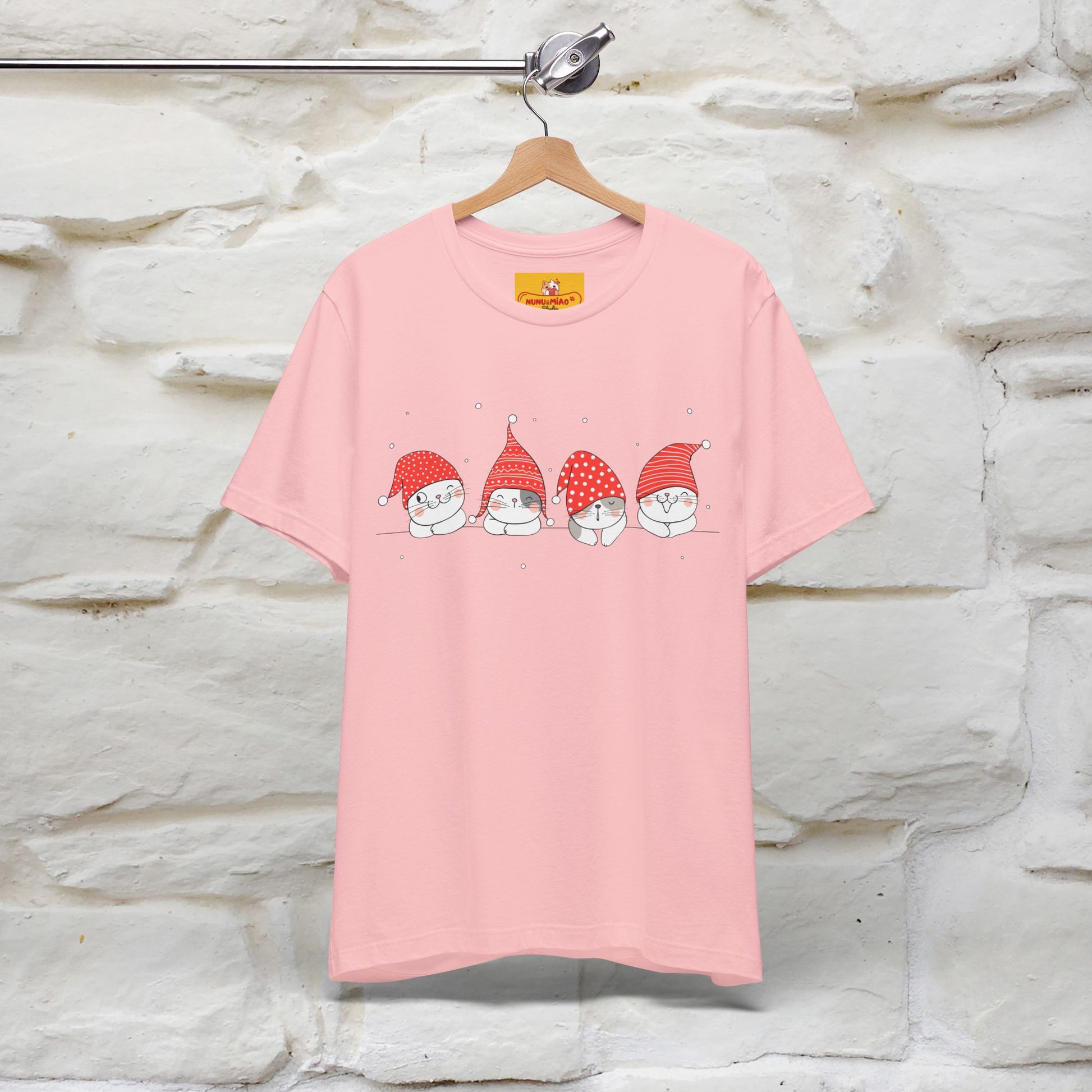 ''Christmas Cute'' |Cats T-shirt | Nunu&Miao Studio - Nunu&Miao Studio