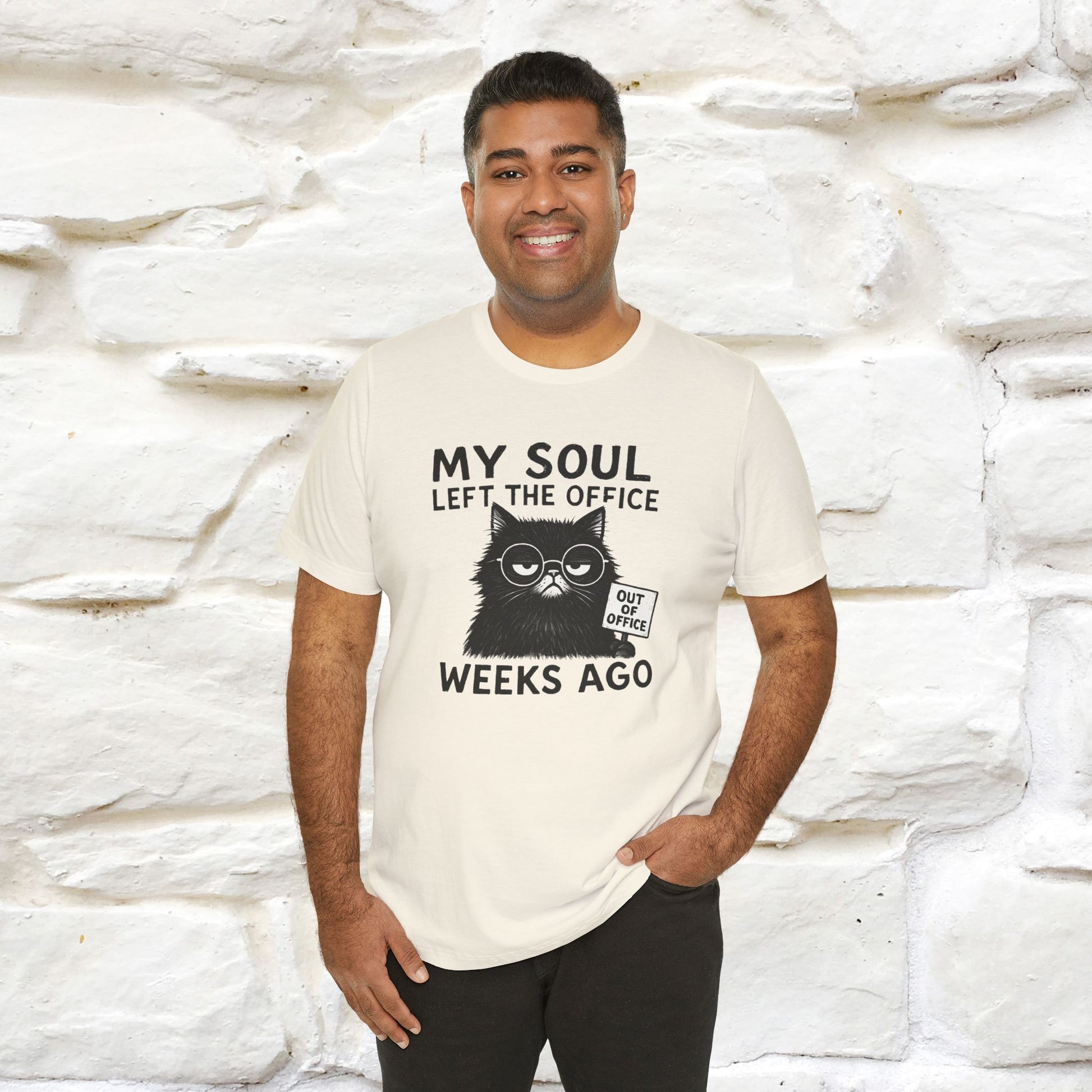 "My Soul Left The Office..." |Funny Cat T-Shirt | Nunu&Miao Studio - Nunu&Miao Studio