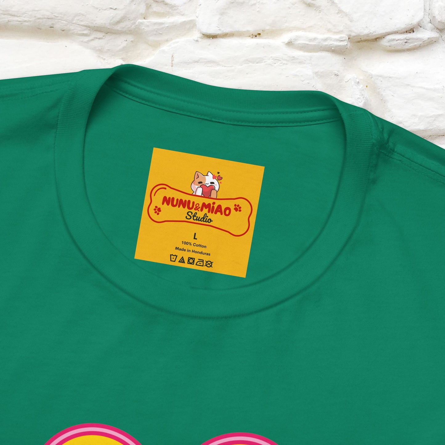''Don’t Lose Focus'' Cat T-Shirt | Nunu&Miao Studio - Nunu&Miao Studio