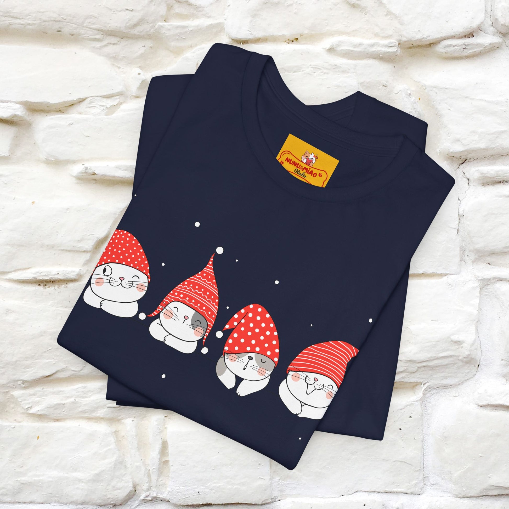 ''Christmas Cute'' |Cats T-shirt | Nunu&Miao Studio - Nunu&Miao Studio