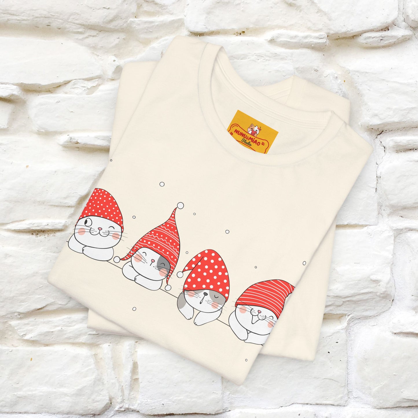 ''Christmas Cute'' |Cats T-shirt | Nunu&Miao Studio - Nunu&Miao Studio