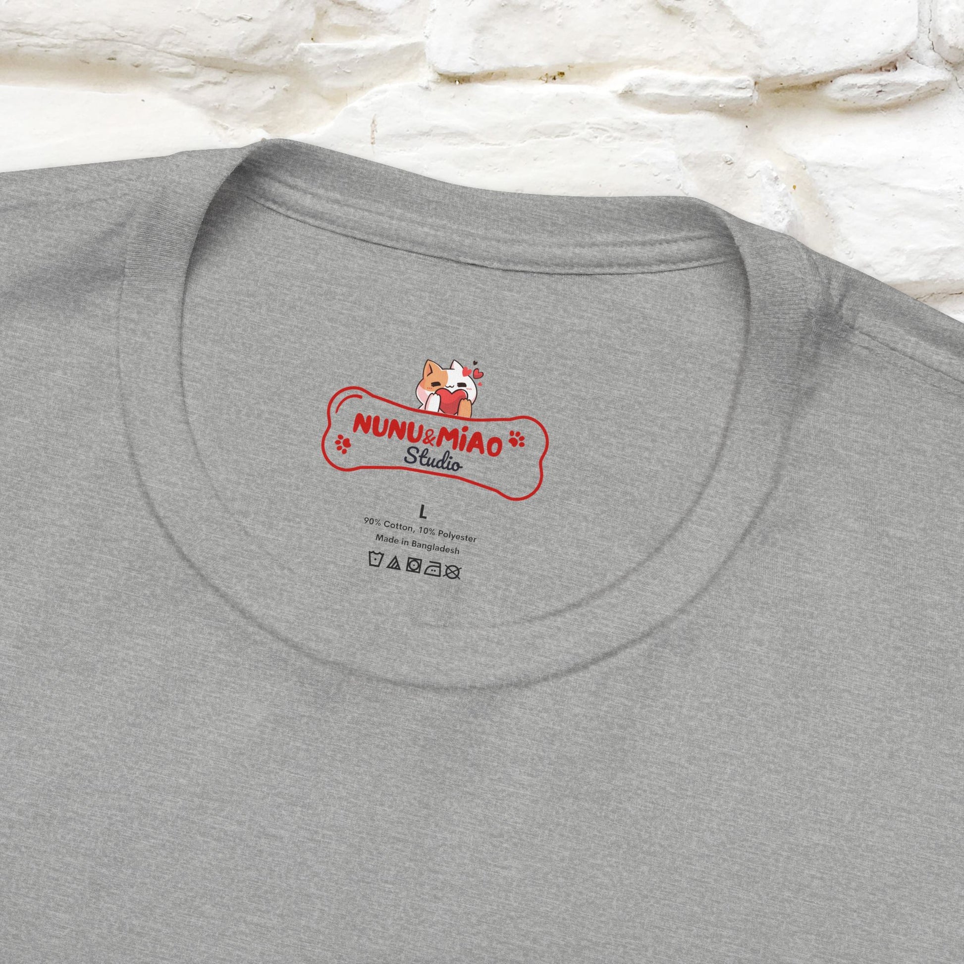 ''I am The Boss Here'' Funny Cat T-shirt for Men and Women  100% Cotton* - Nunu&Miao Studio