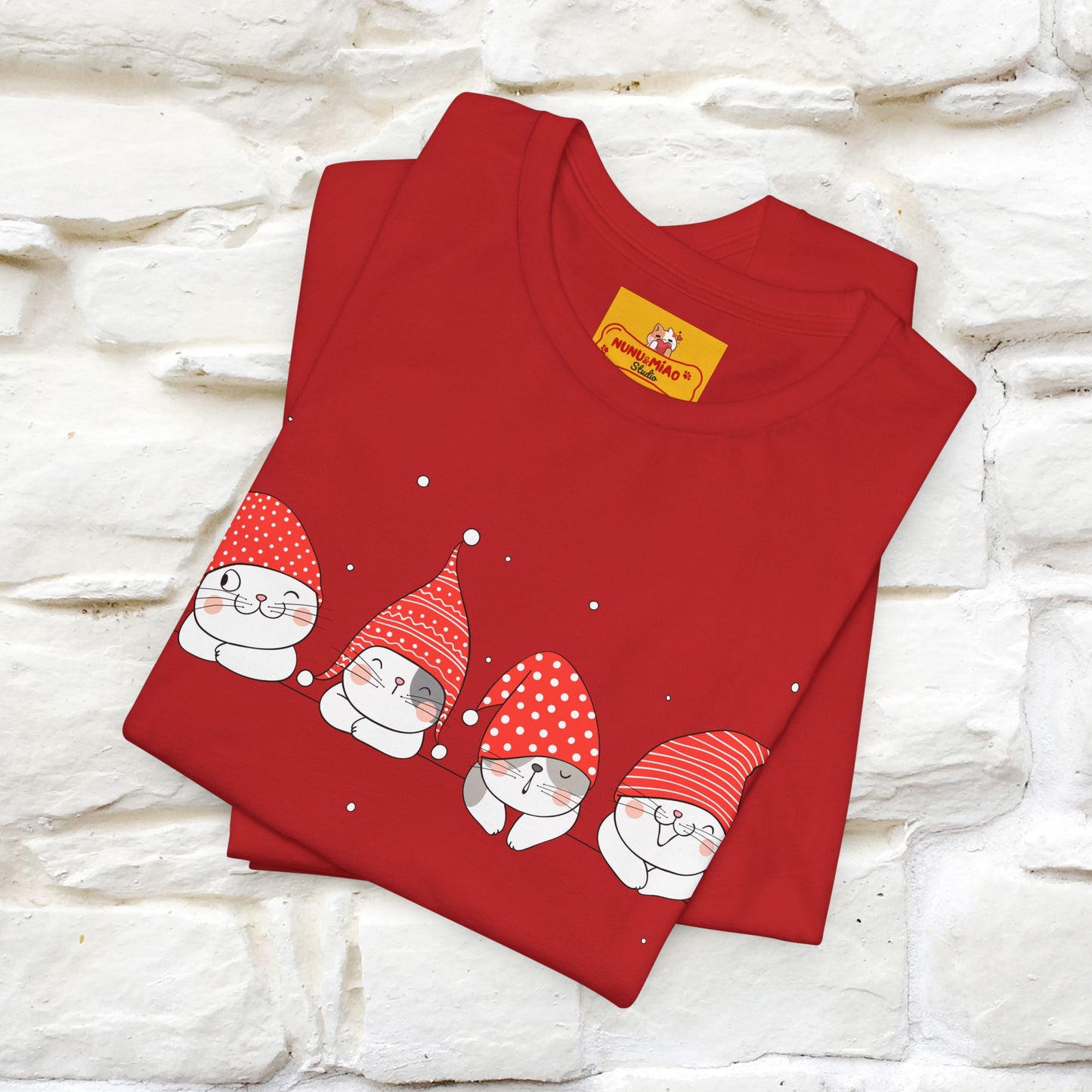 ''Christmas Cute'' |Cats T-shirt | Nunu&Miao Studio - Nunu&Miao Studio