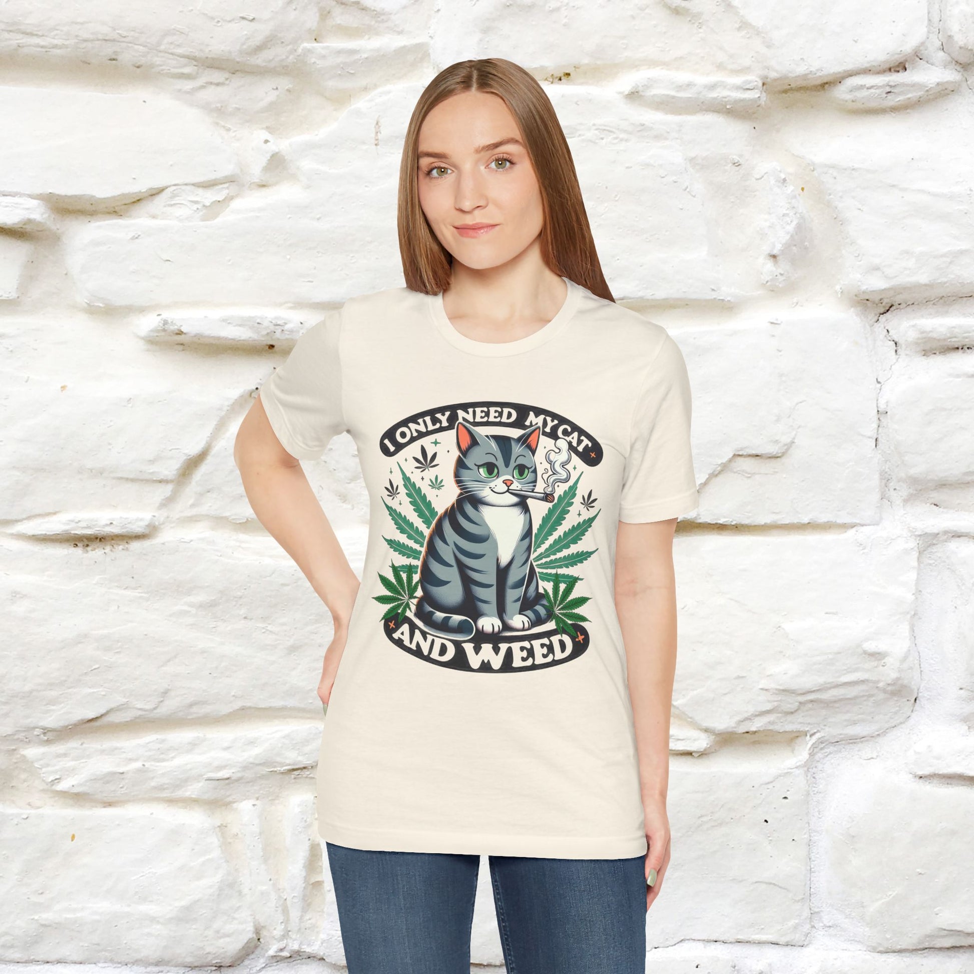 ''I Only Need My Cat and Weed'' Funny T-Shirt | Nunu&Miao Studio - Nunu&Miao Studio