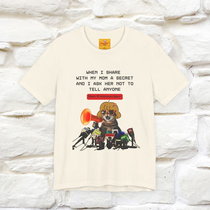 "When I Share  With My Mom a Secret" Cat T-Shirt | Nunu&Miao Studio