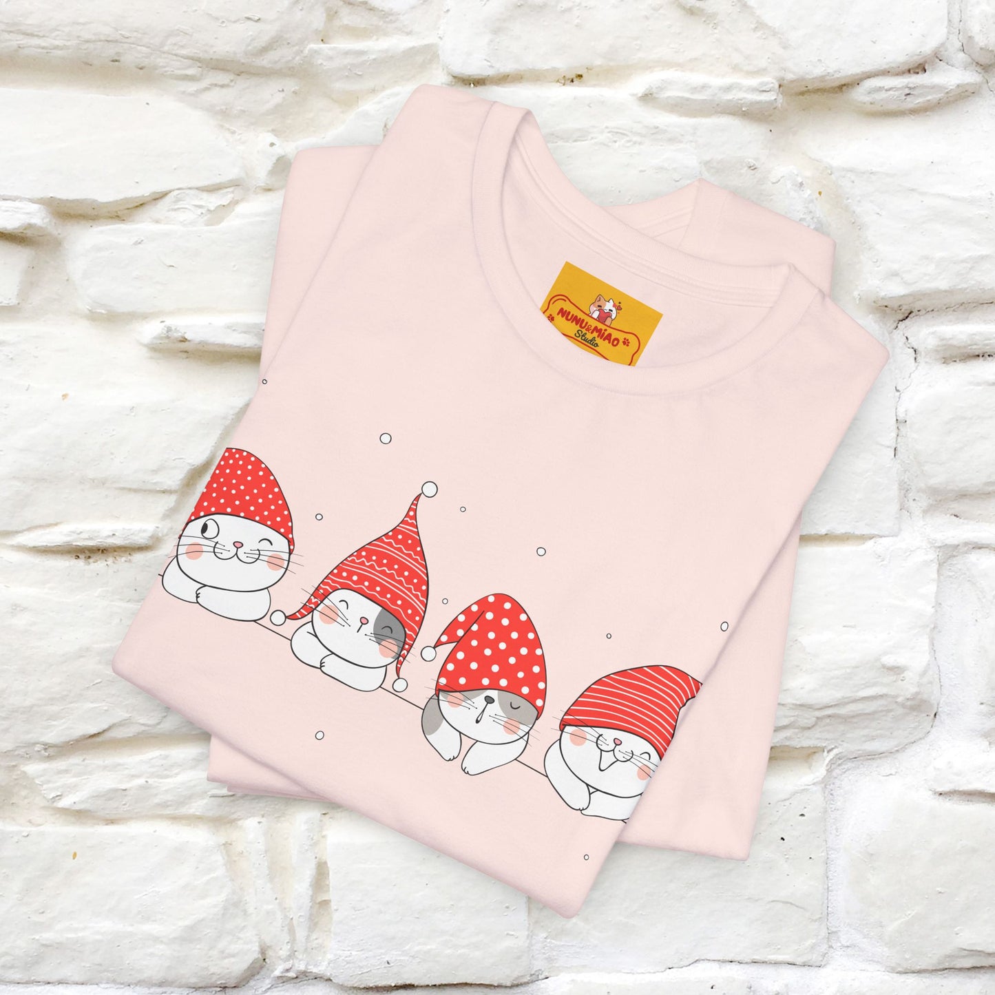 ''Christmas Cute'' |Cats T-shirt | Nunu&Miao Studio - Nunu&Miao Studio