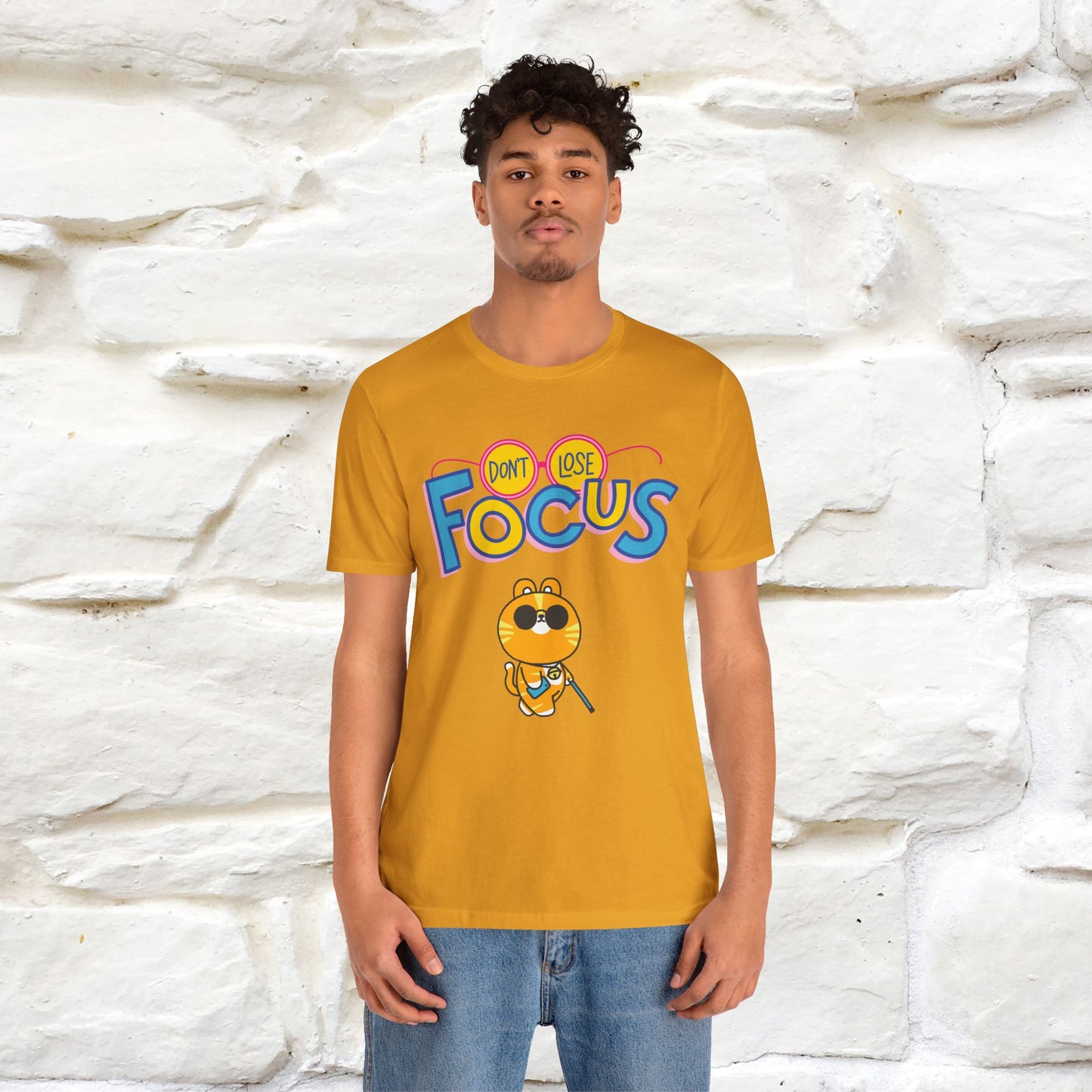 ''Don’t Lose Focus'' Cat T-Shirt | Nunu&Miao Studio - Nunu&Miao Studio