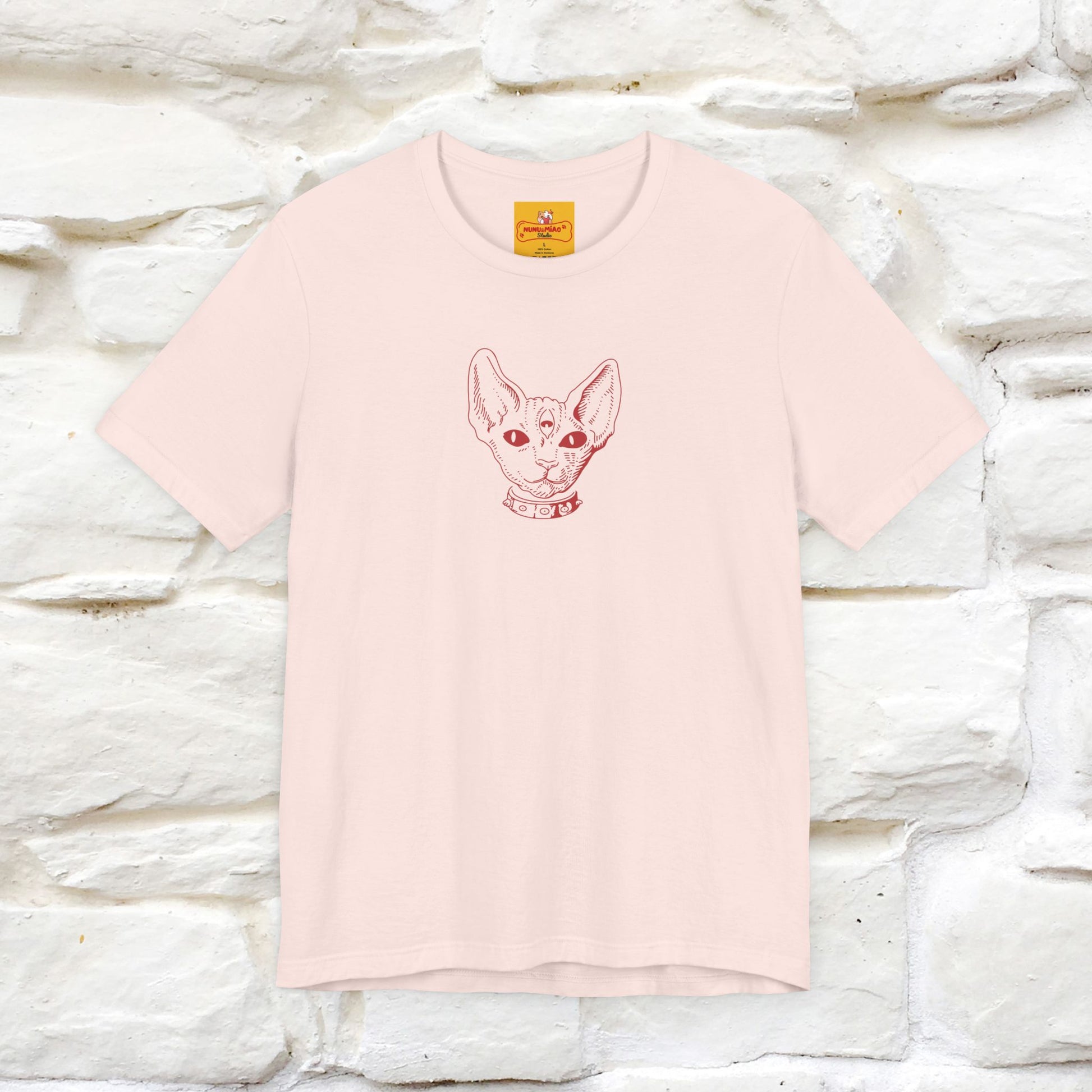 ''Illusion'' Cat T-Shirt Front and Back Design | Nunu&Miao Studio - Nunu&Miao Studio