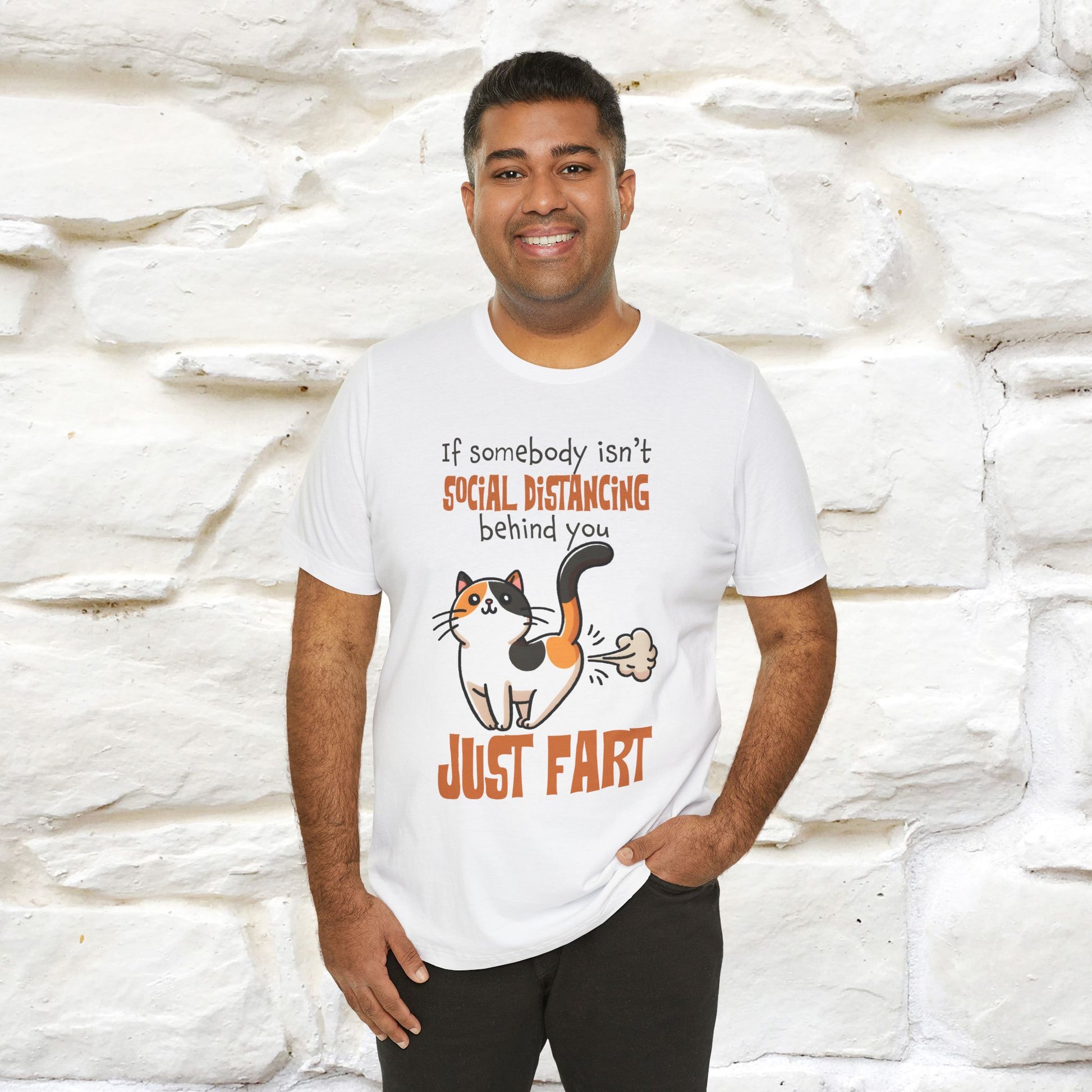 ''If Somebody Isn't Socila Distancing ...'' | Cat T-Shirt  | Nunu&Miao Studio - Nunu&Miao Studio