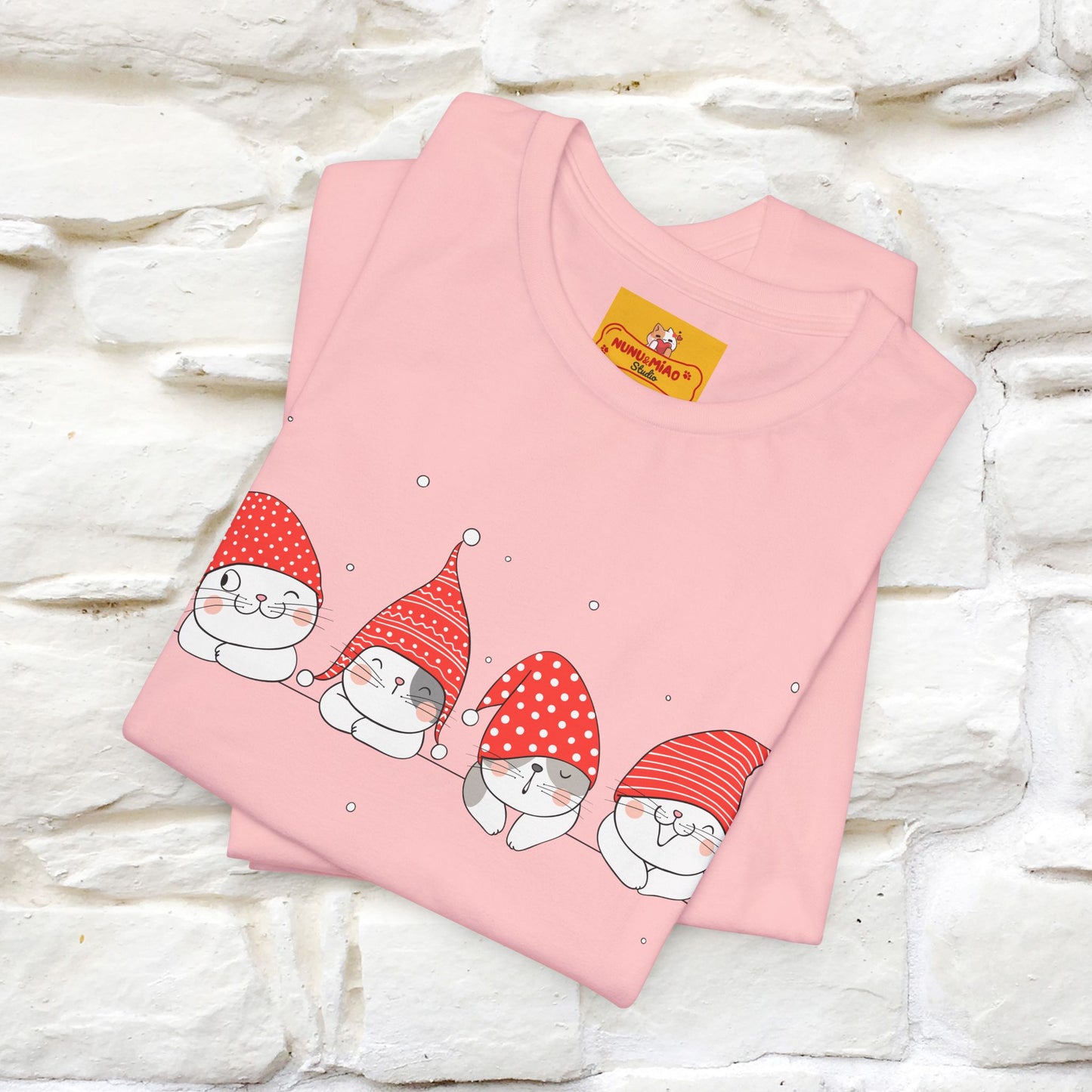 ''Christmas Cute'' |Cats T-shirt | Nunu&Miao Studio - Nunu&Miao Studio