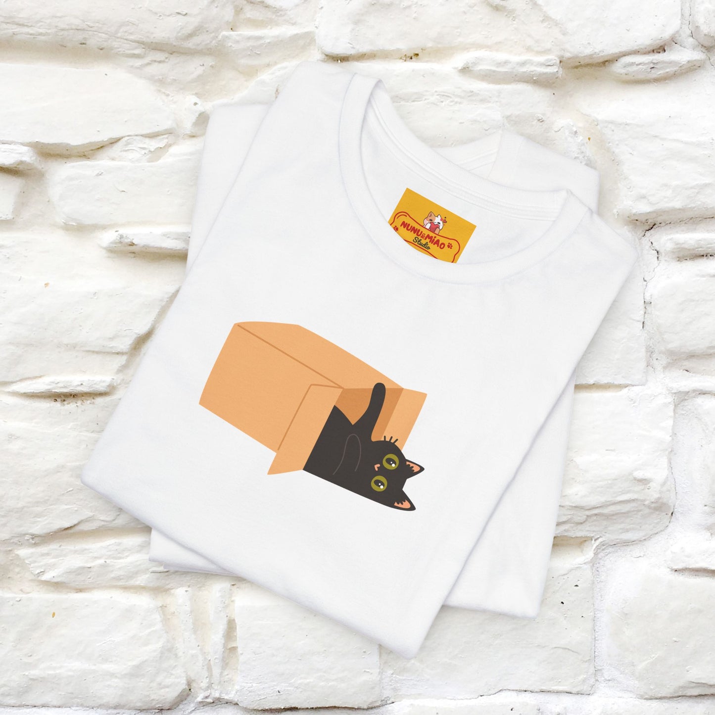 "Think Like There Is No Box" Cat T-Shirt| Front & Back Design | Nunu&Miao Studio - Nunu&Miao Studio