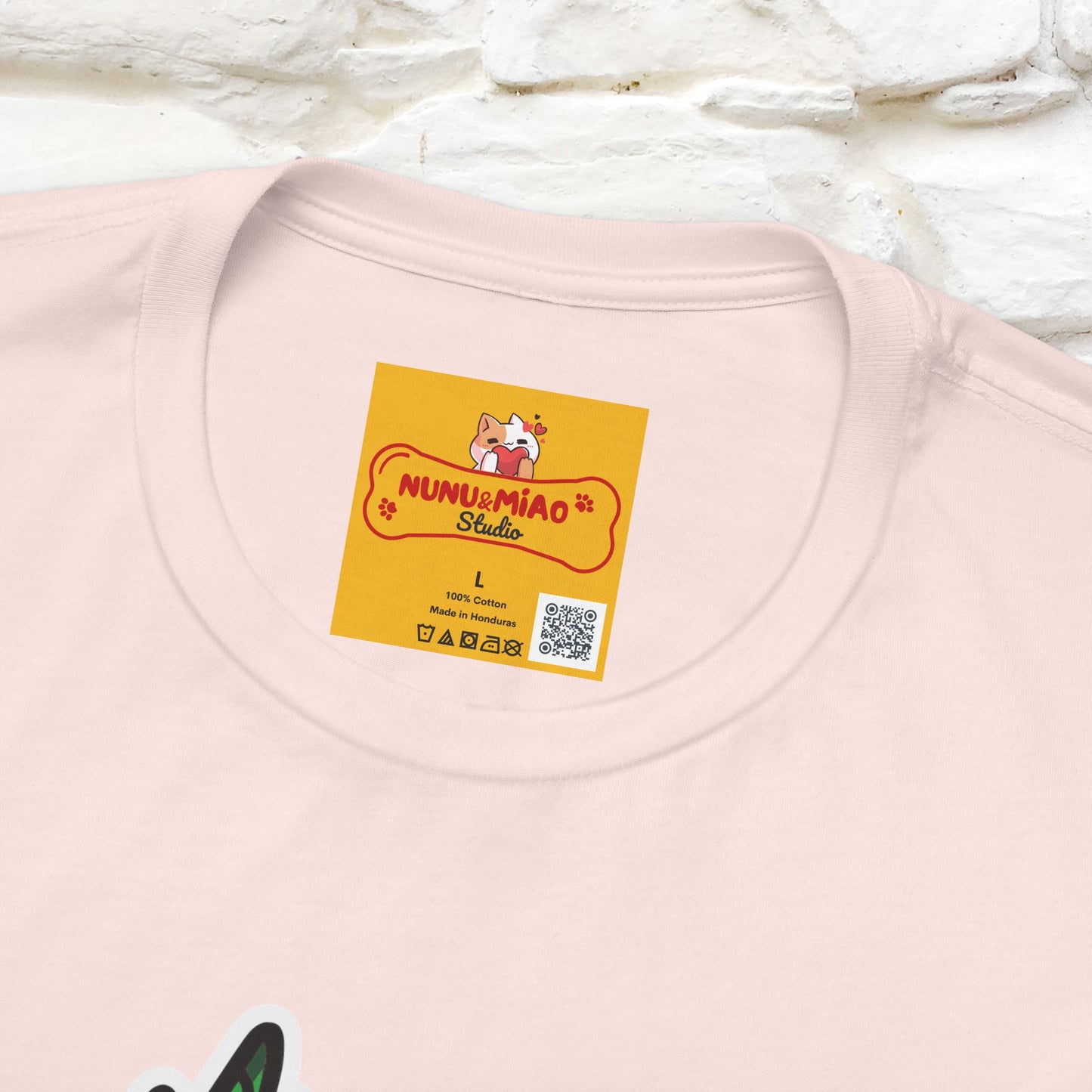 “It's This Time Of The Year ...” | Cat T-Shirt | Nunu&Miao Studio