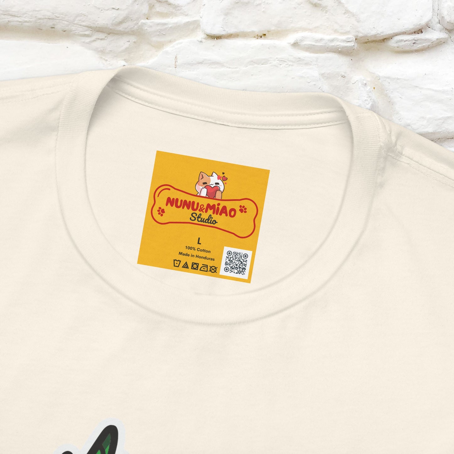 “It's This Time Of The Year ...” | Cat T-Shirt | Nunu&Miao Studio