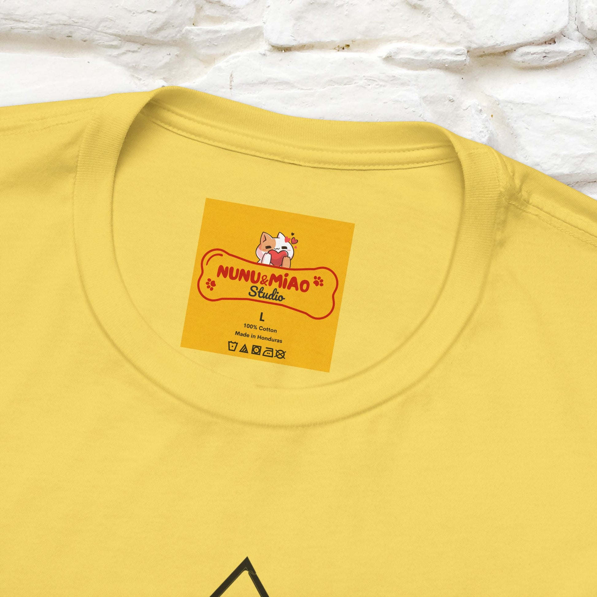 "Trinity'' Cat T-Shirt Front and Back Design | Nunu&Miao Studio - Nunu&Miao Studio