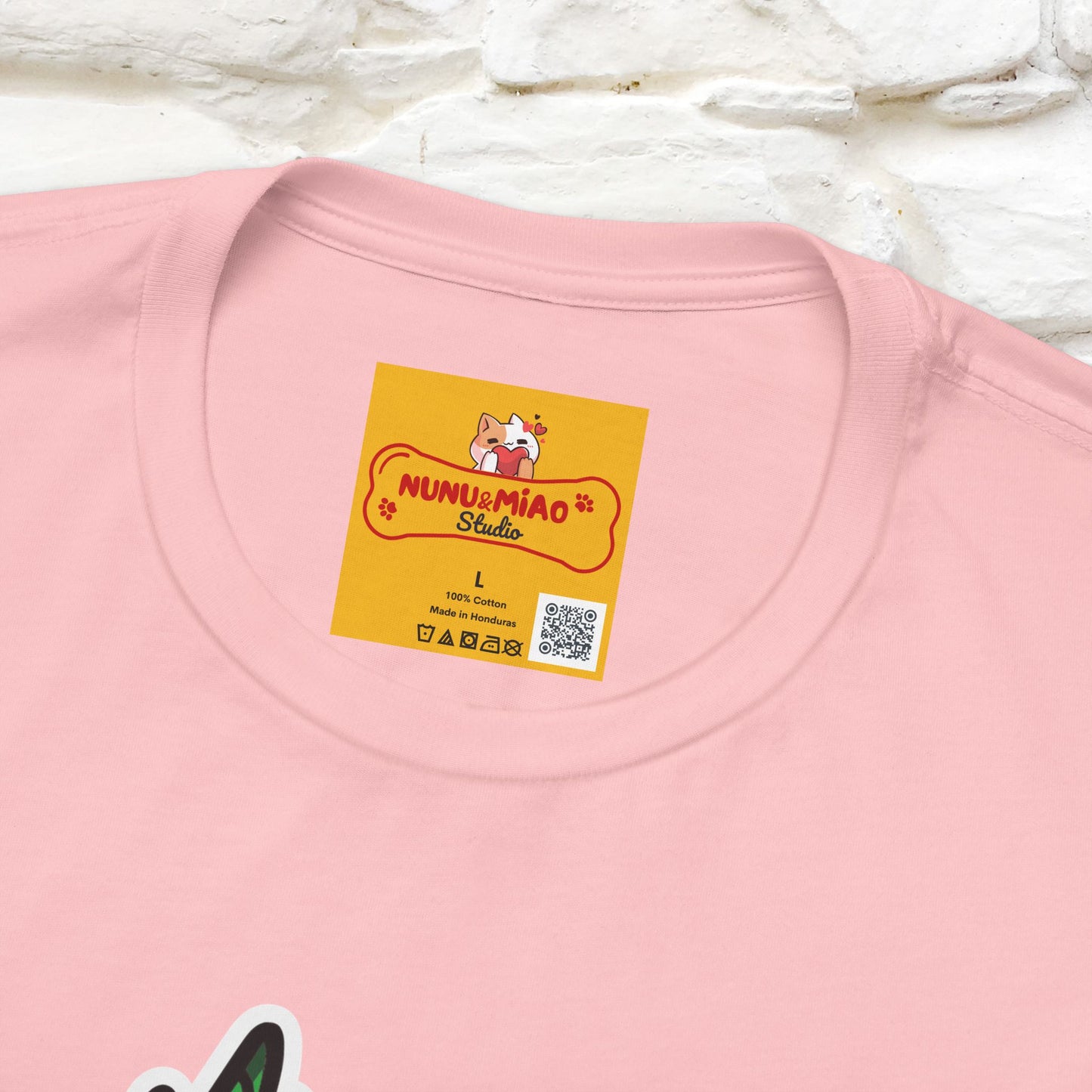 “It's This Time Of The Year ...” | Cat T-Shirt | Nunu&Miao Studio