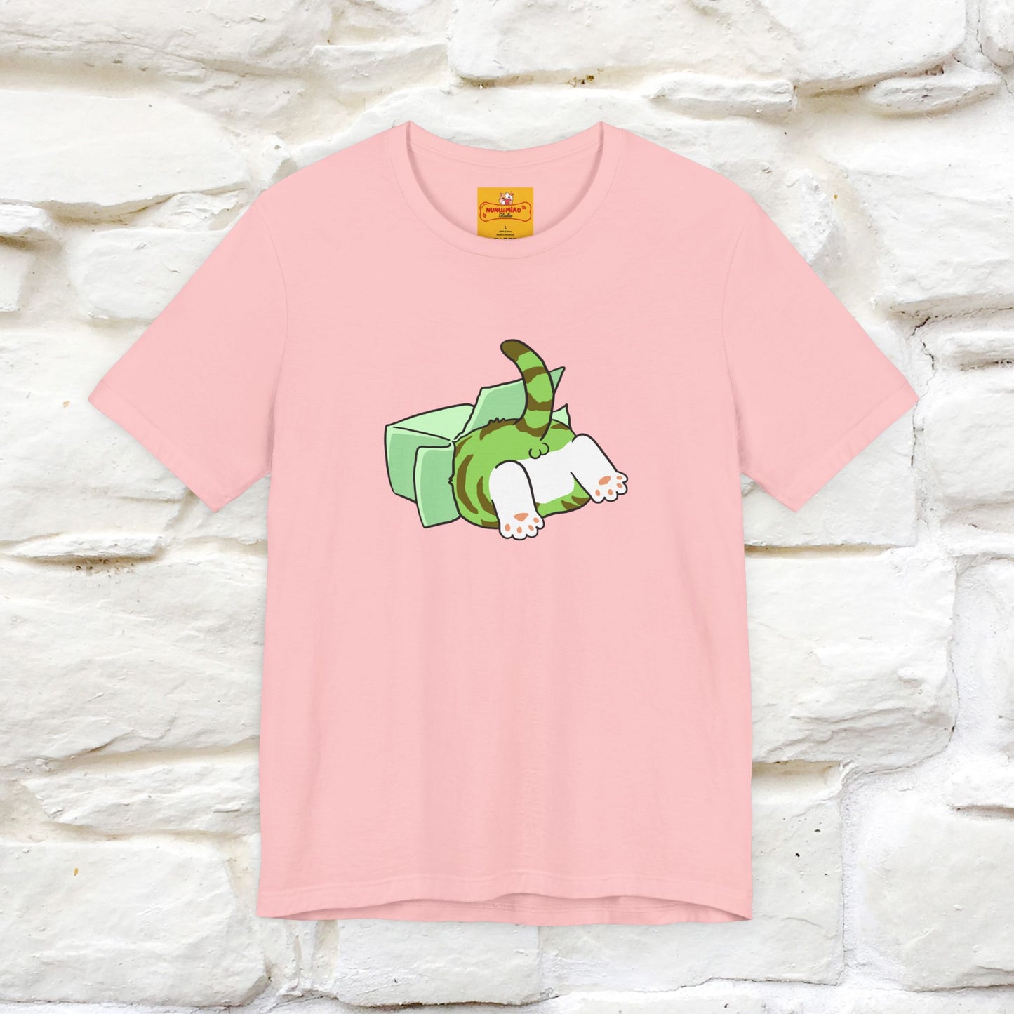 "Think outside the box? No thanks." Cat T-Shirt | Nunu&Miao Studio - Nunu&Miao Studio