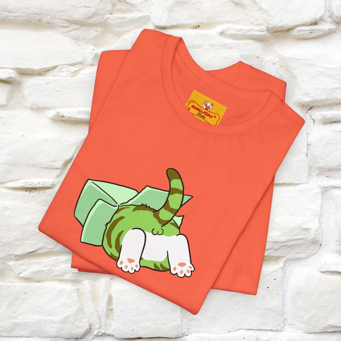 "Think outside the box? No thanks." Cat T-Shirt | Nunu&Miao Studio - Nunu&Miao Studio