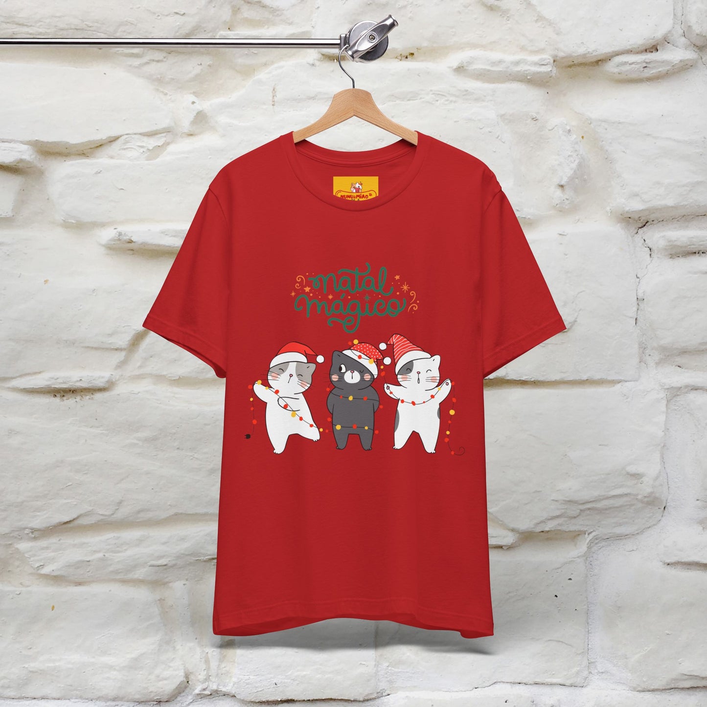 "Natal Magico" Cat T-shirt  |Nunu&Miao Studio - Nunu&Miao Studio