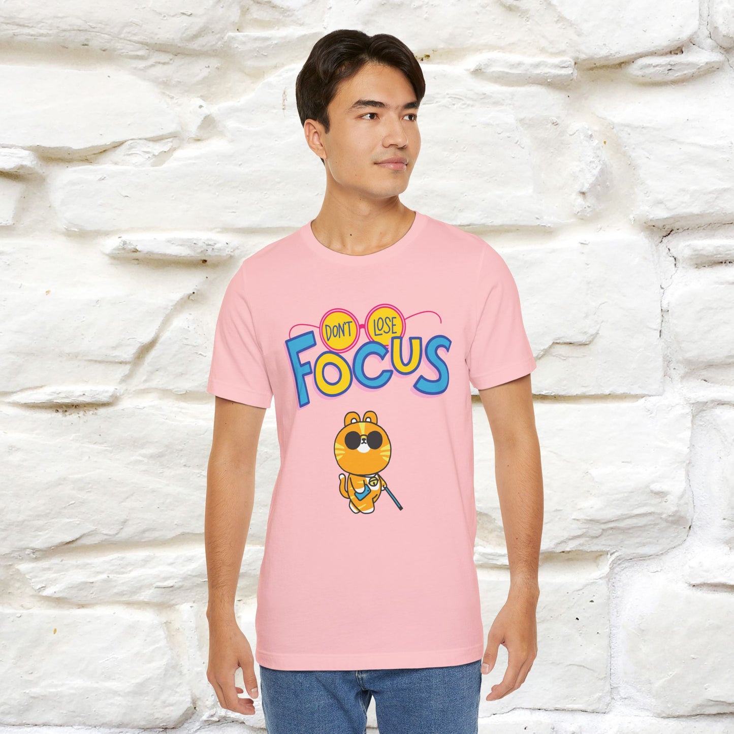 ''Don’t Lose Focus'' Cat T-Shirt | Nunu&Miao Studio - Nunu&Miao Studio